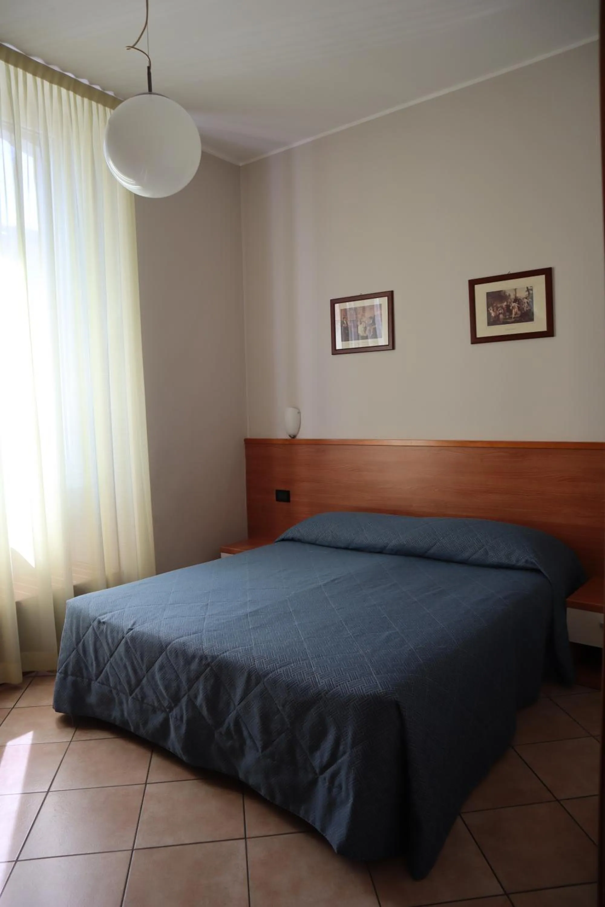 Bed in Albergo Salerno