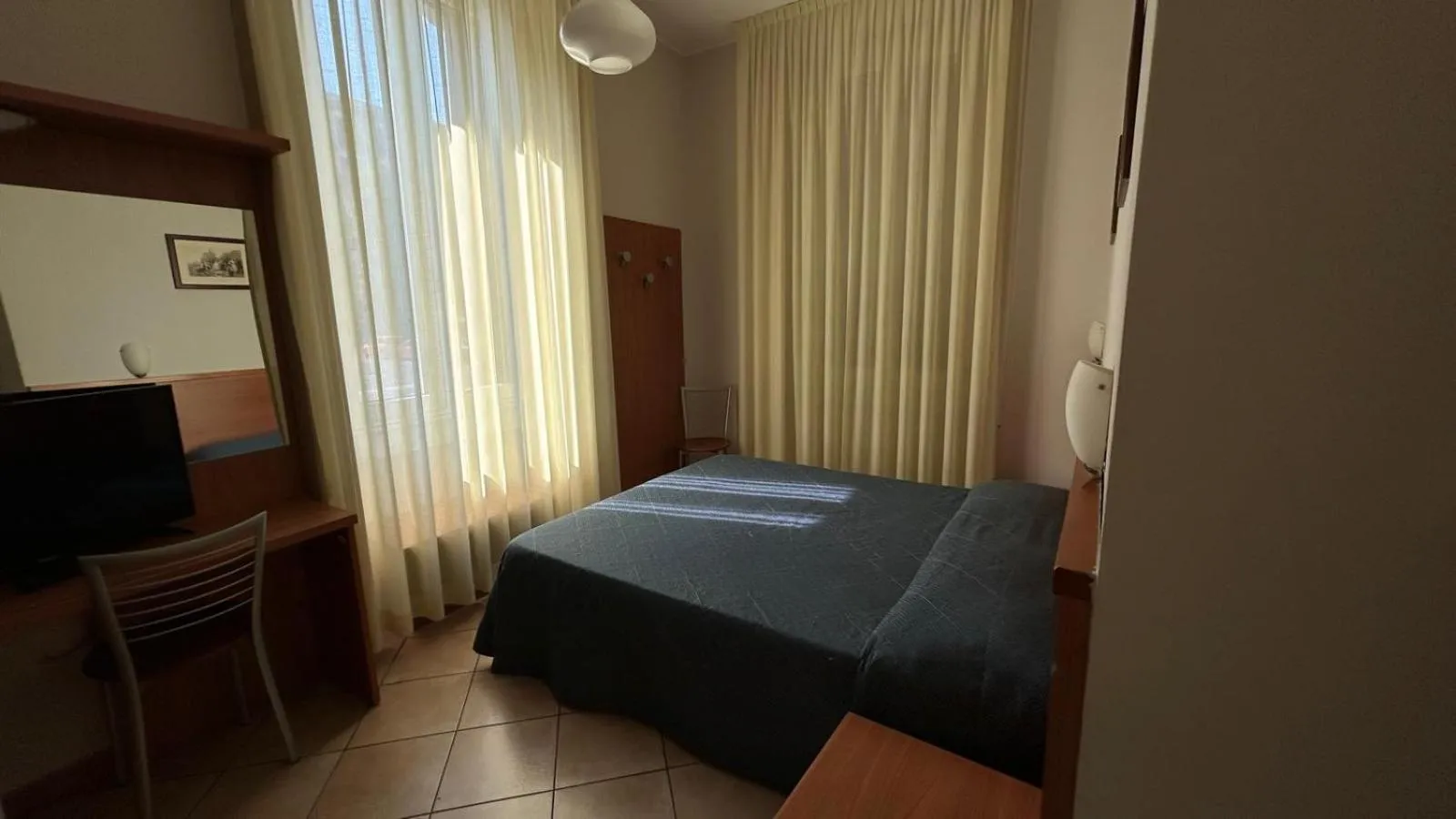 Bed in Albergo Salerno