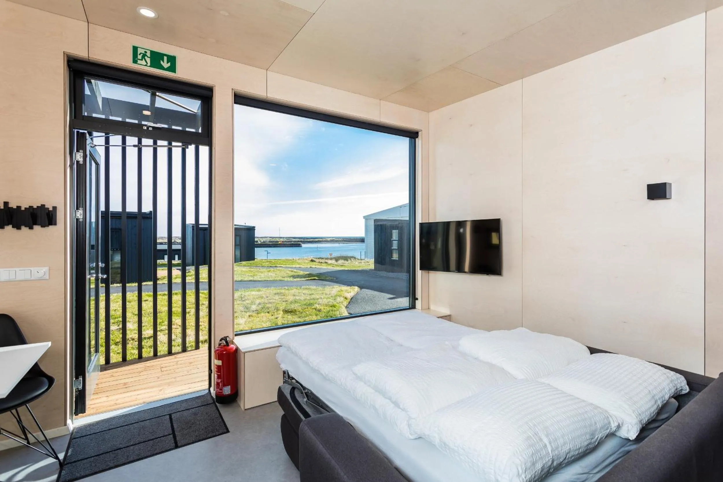 Bed in Harbour View Cottages Grindavik