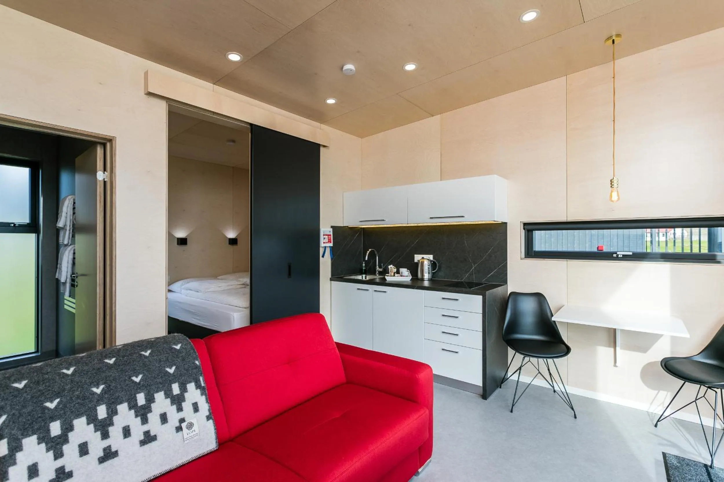 Bed in Harbour View Cottages Grindavik