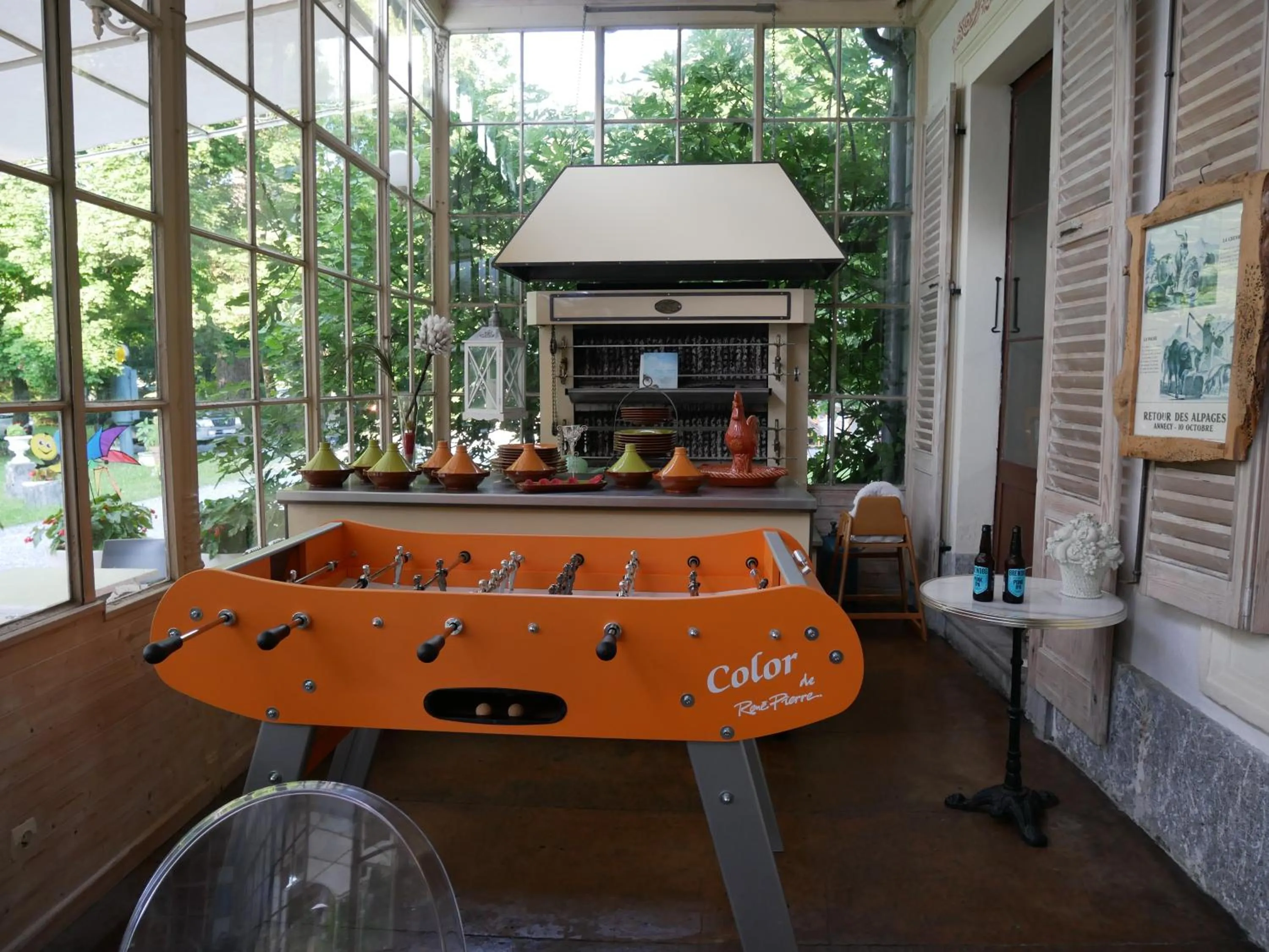 Game Room in Hotel Du Parc - Manoir Du Baron Blanc