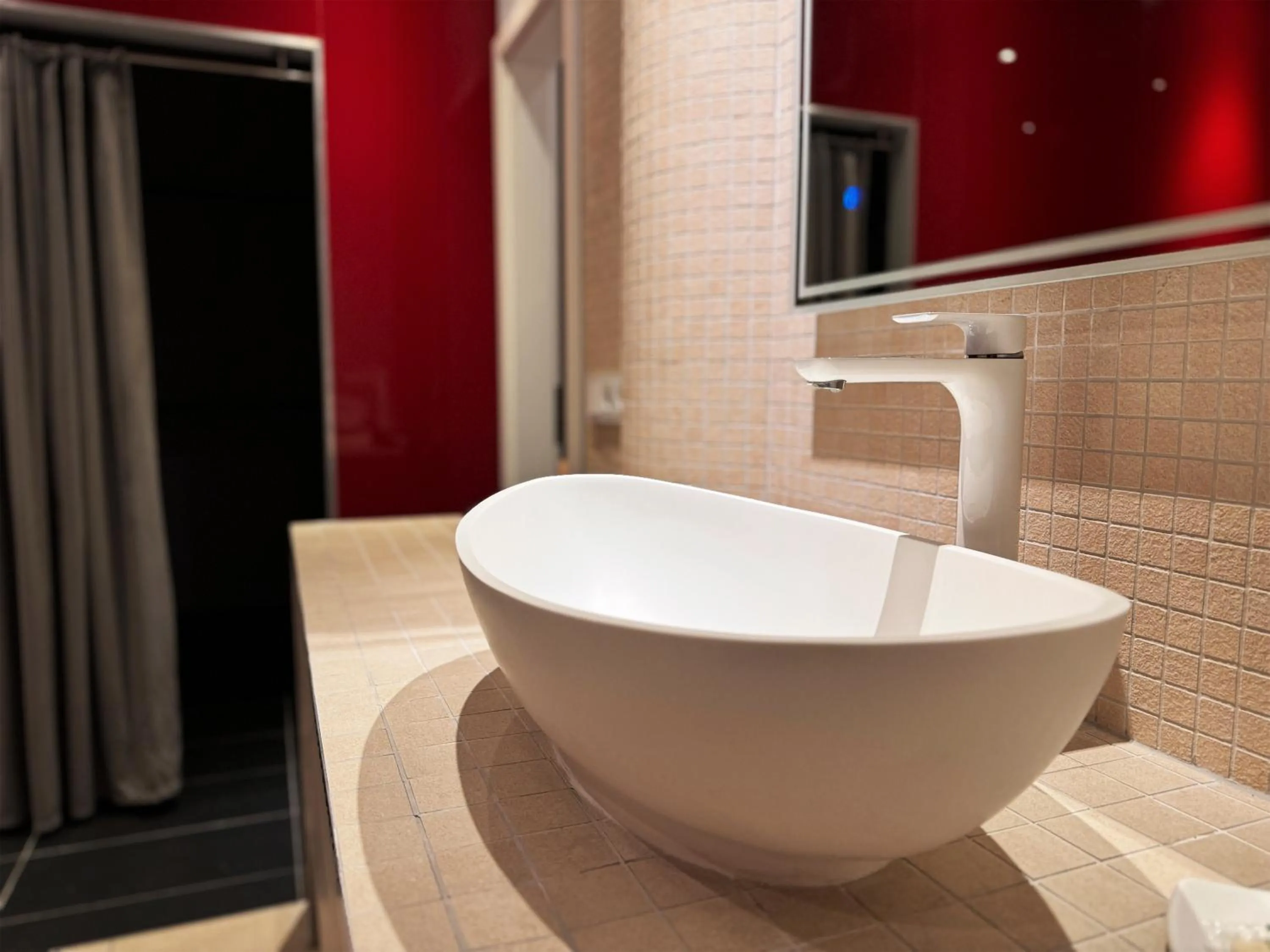 Bathroom in Grimm's Berlin Mitte