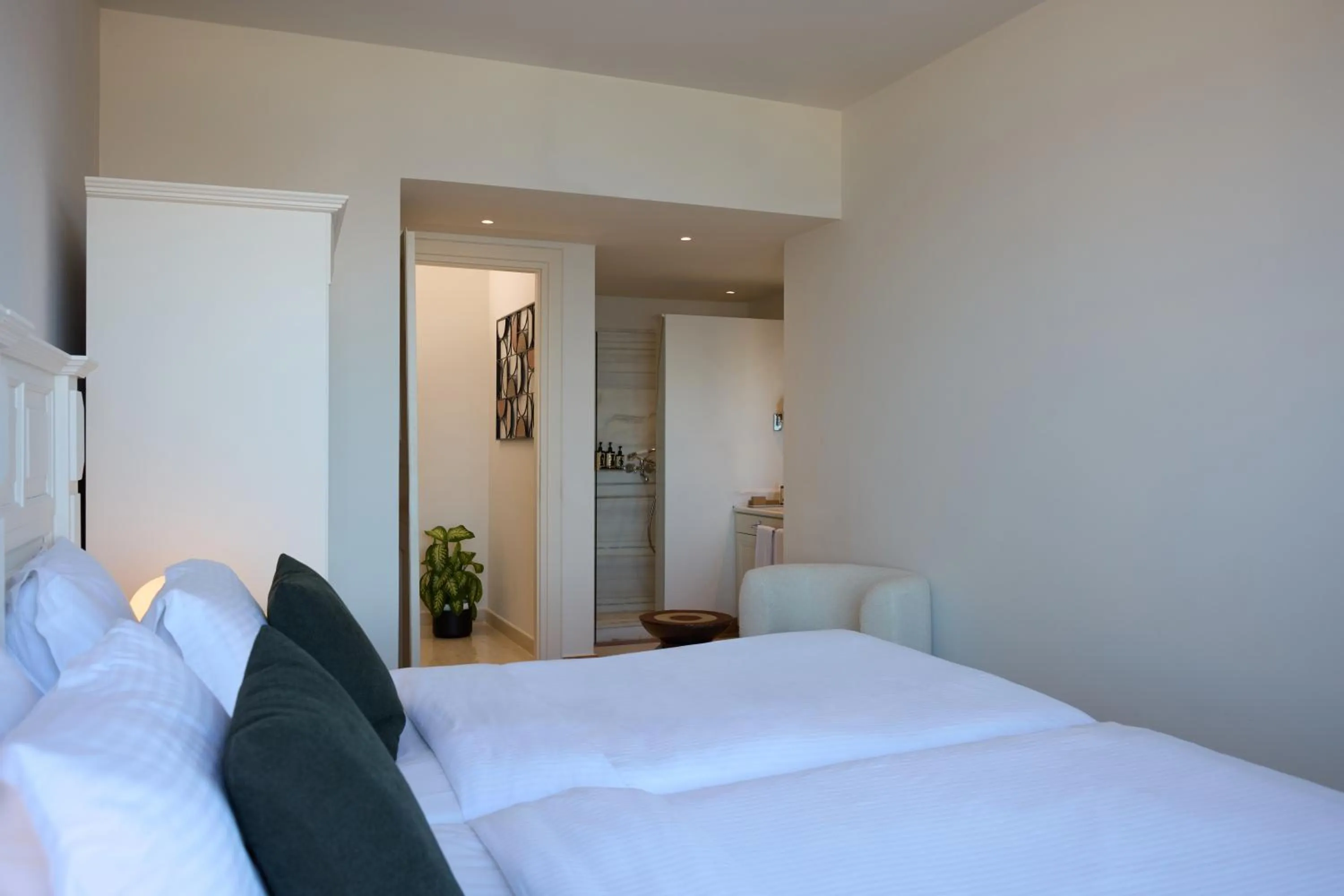 Bedroom, Bed in Elounda Gulf Villas by Sandglass