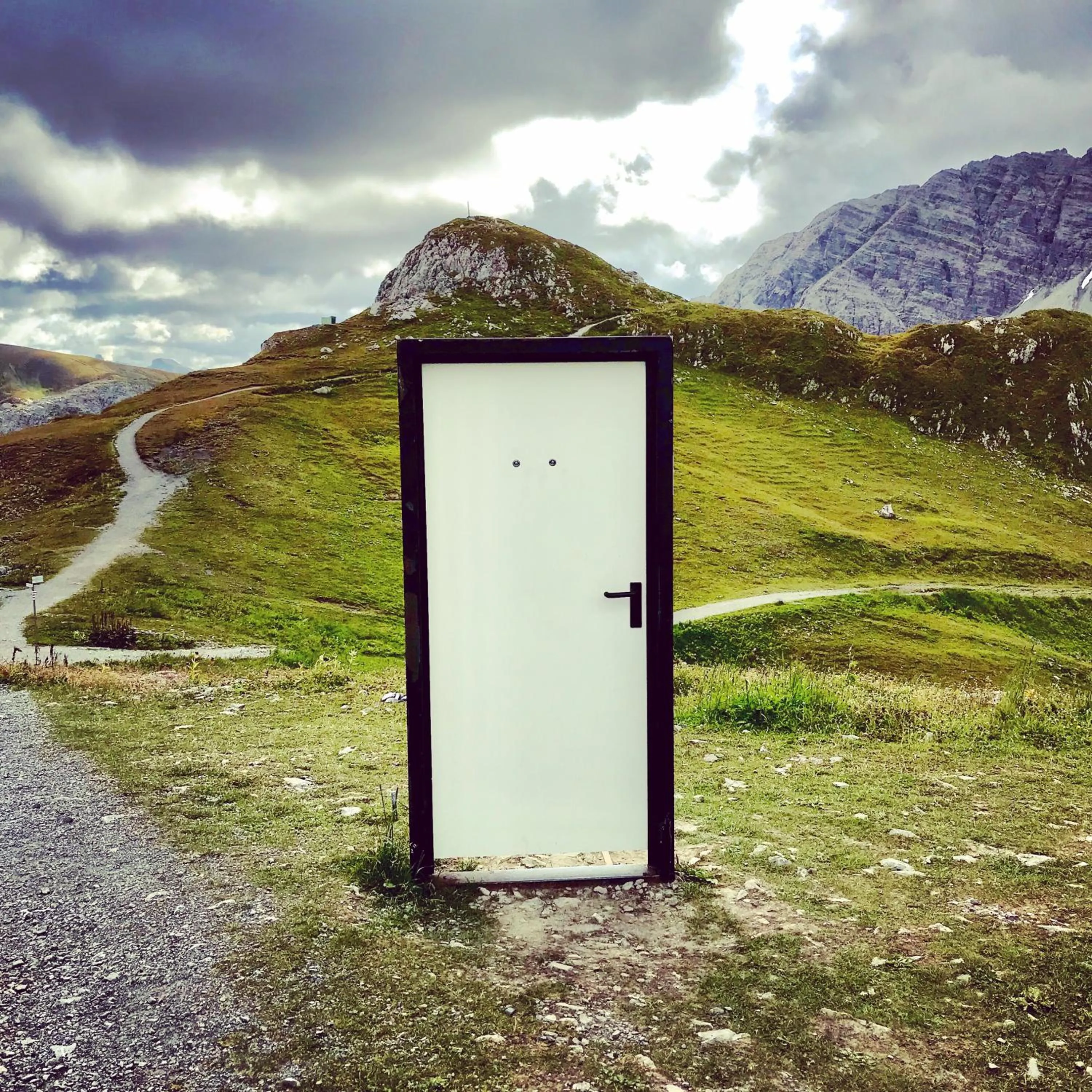 Mountain view in Kristiania Lech