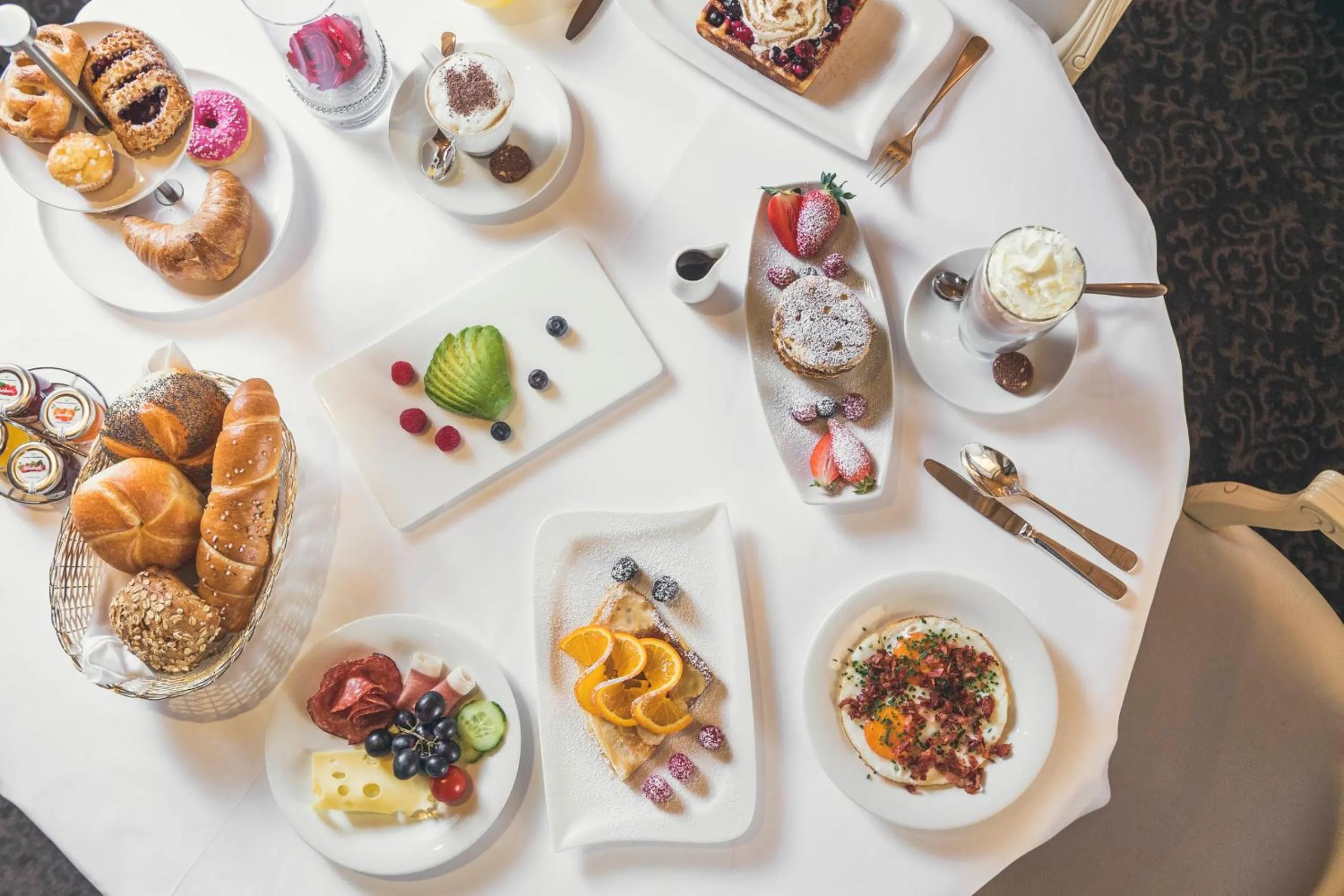 Breakfast in Schlosshotel Ischgl 5-Sterne Superior