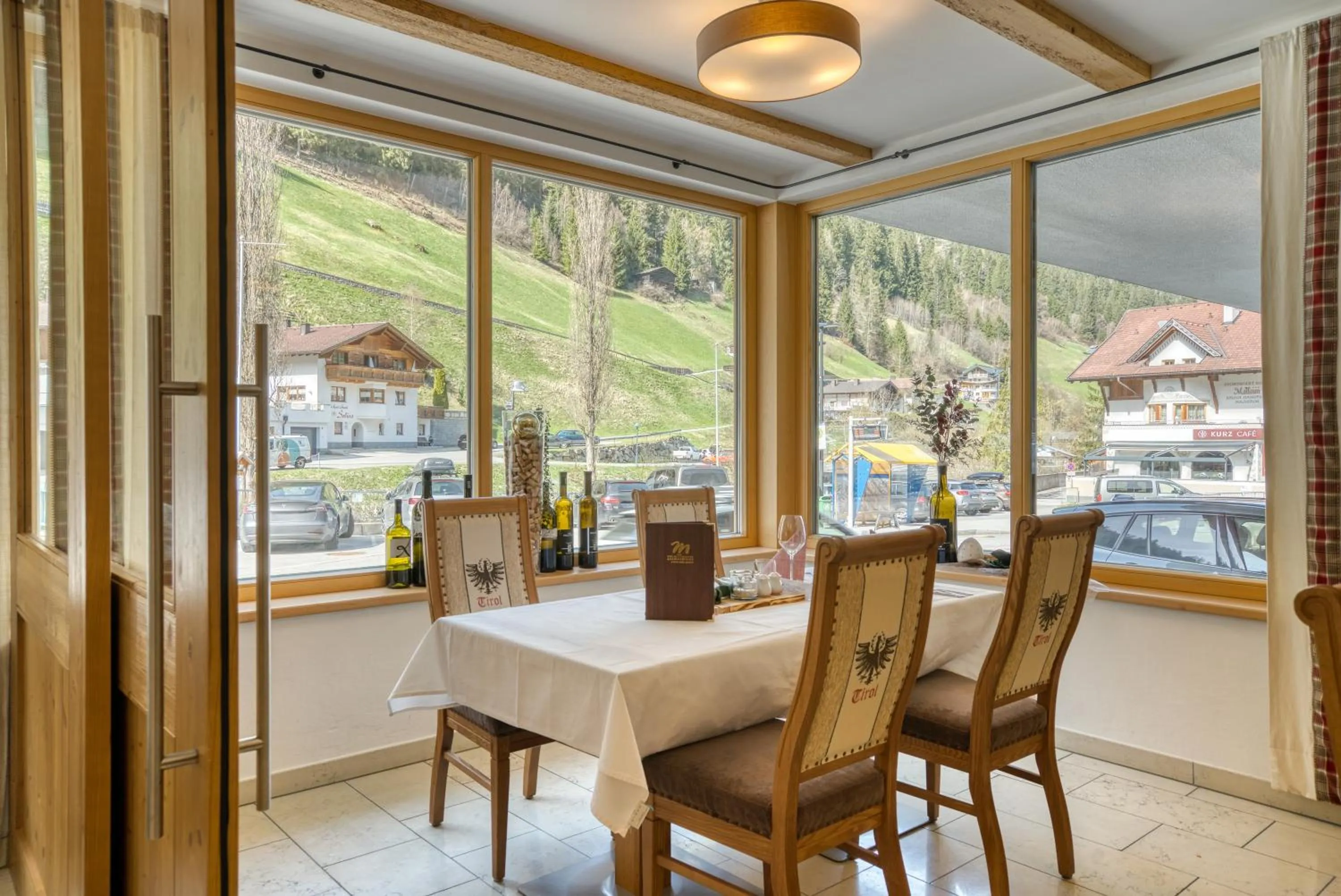 Restaurant/places to eat in Mallaun Hotel.Erlebnis