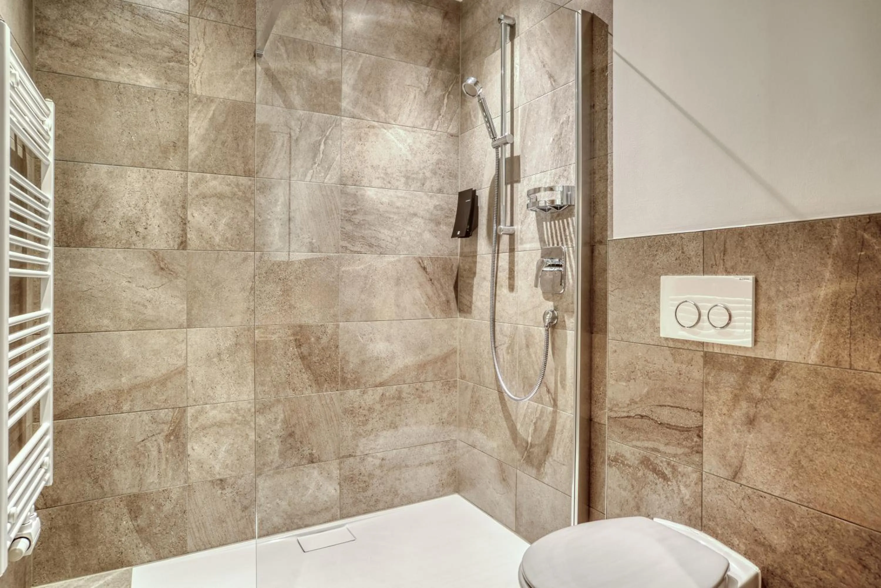 Shower in Mallaun Hotel.Erlebnis