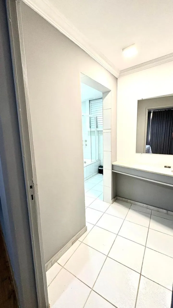 HOTEL DEL REY CURITIBA by POTY - NA FAMOSA RUA XV DE NOVEMBRO