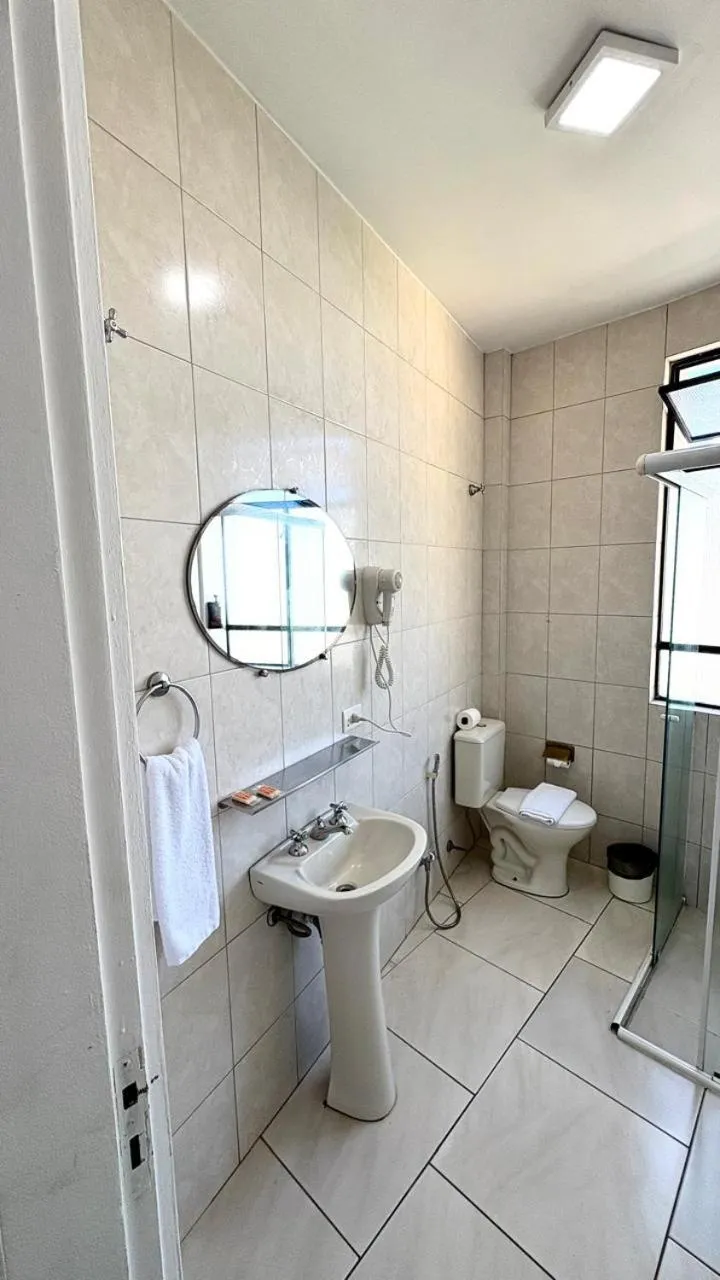 HOTEL DEL REY CURITIBA by POTY - NA FAMOSA RUA XV DE NOVEMBRO