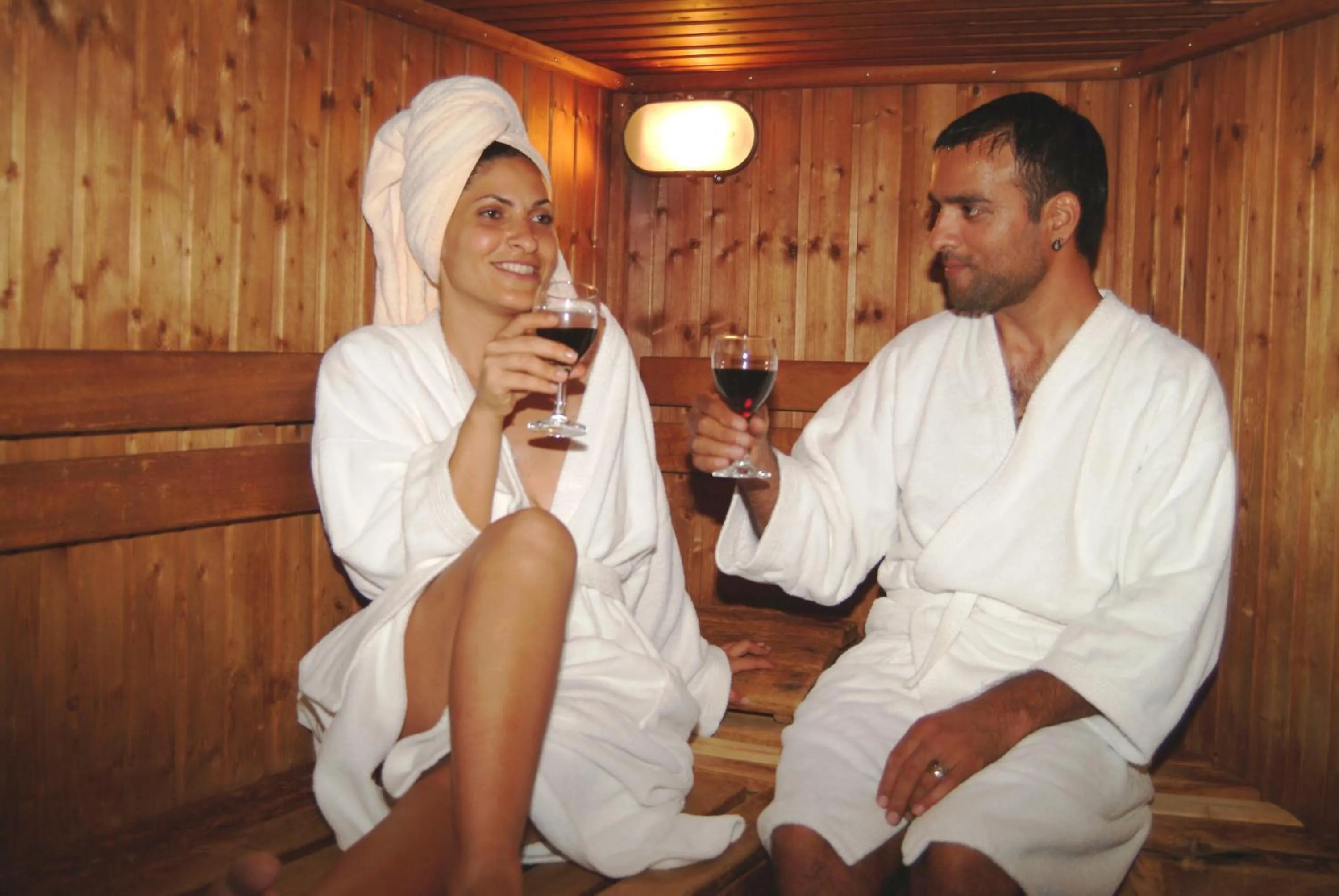 Spa and wellness centre/facilities in The Seasons Hotel -Studio & Suite