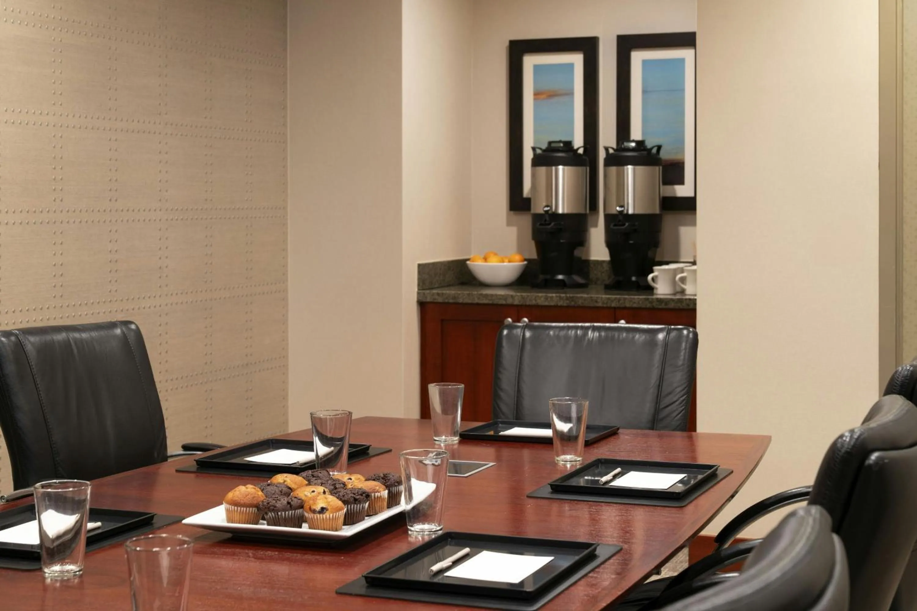 Meeting/conference room in Residence Inn Irvine John Wayne Airport Orange County