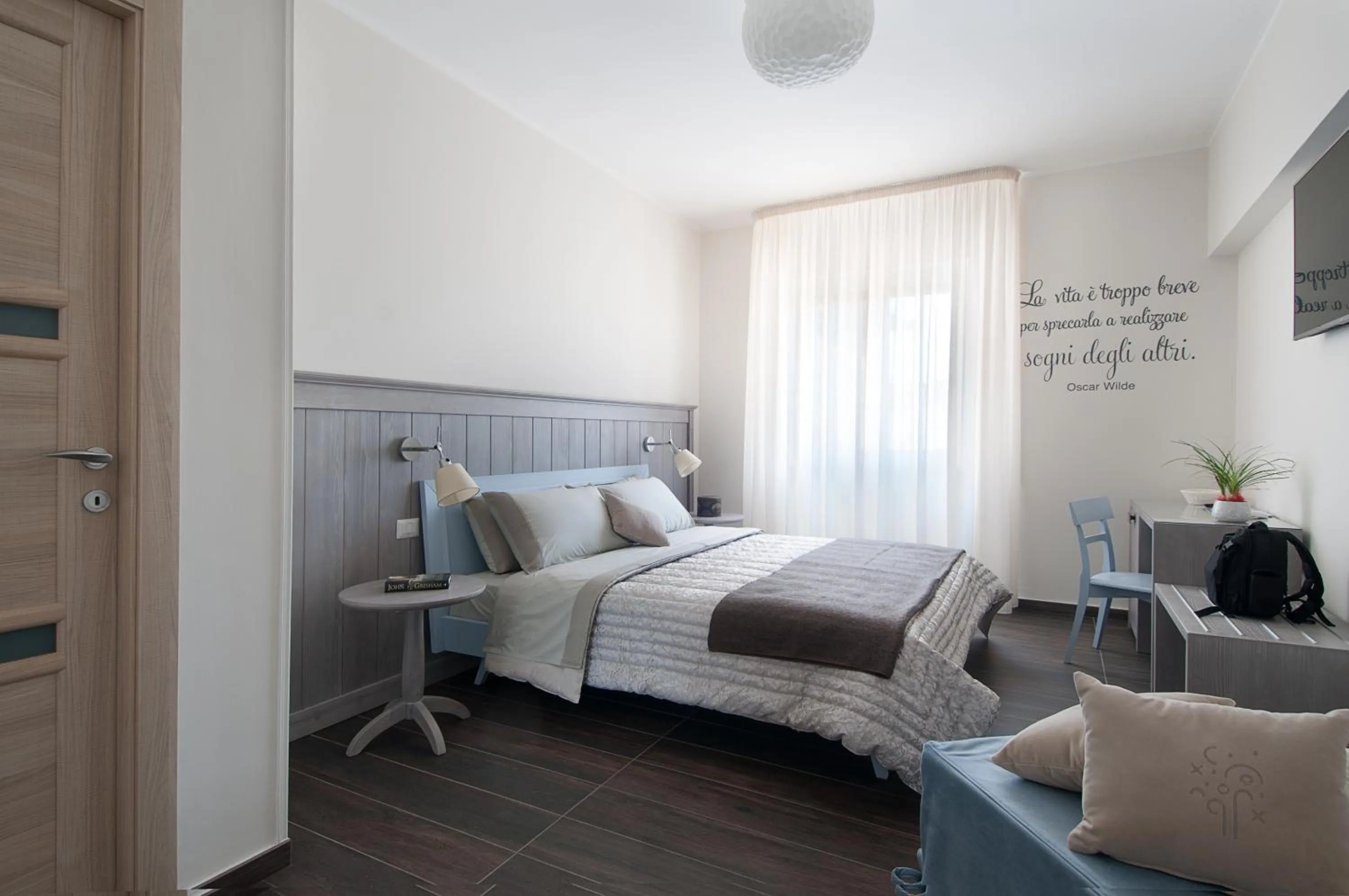 Photo of the whole room in KissfromSalento B&B+Bike