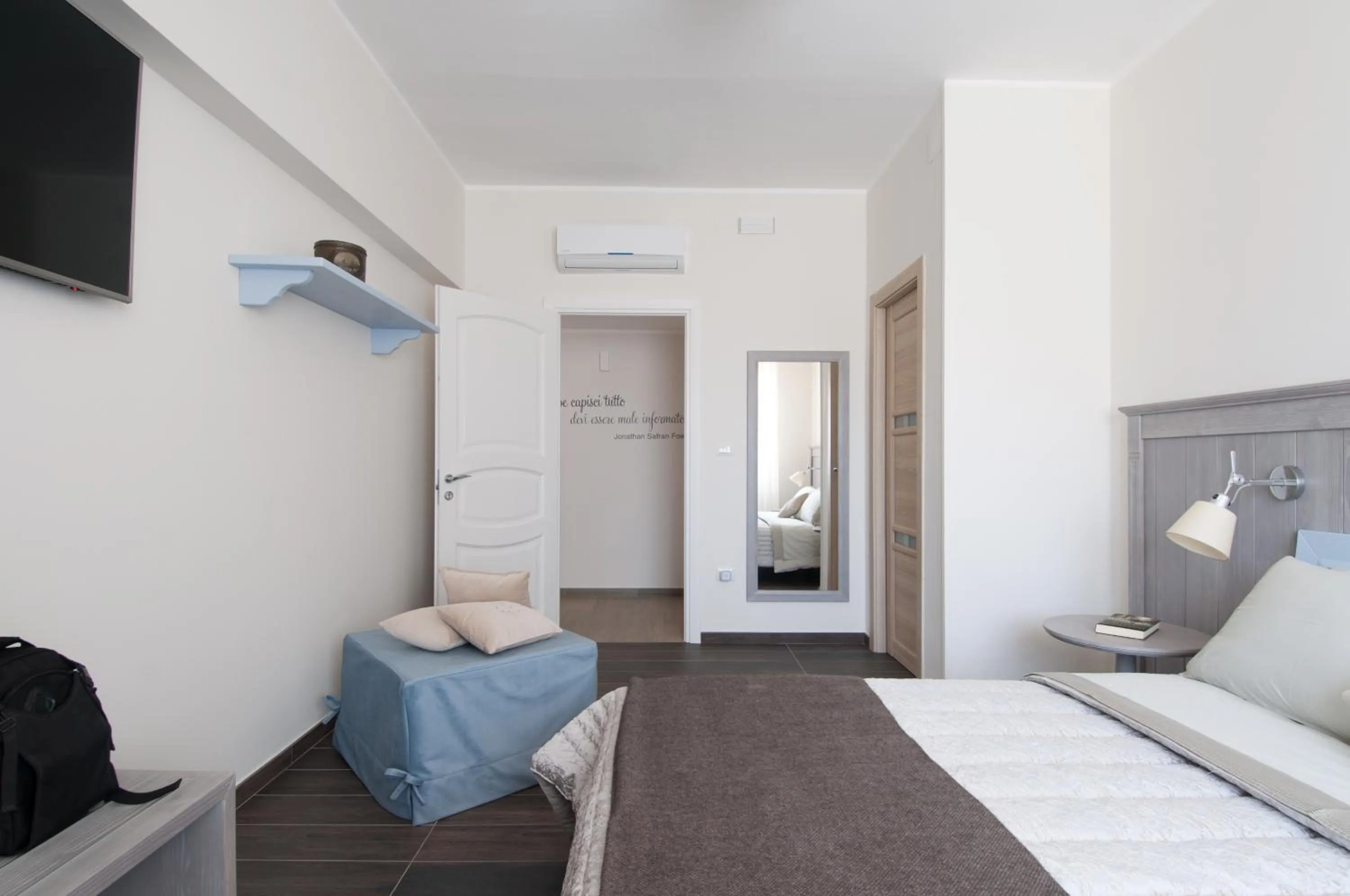 Photo of the whole room in KissfromSalento B&B+Bike