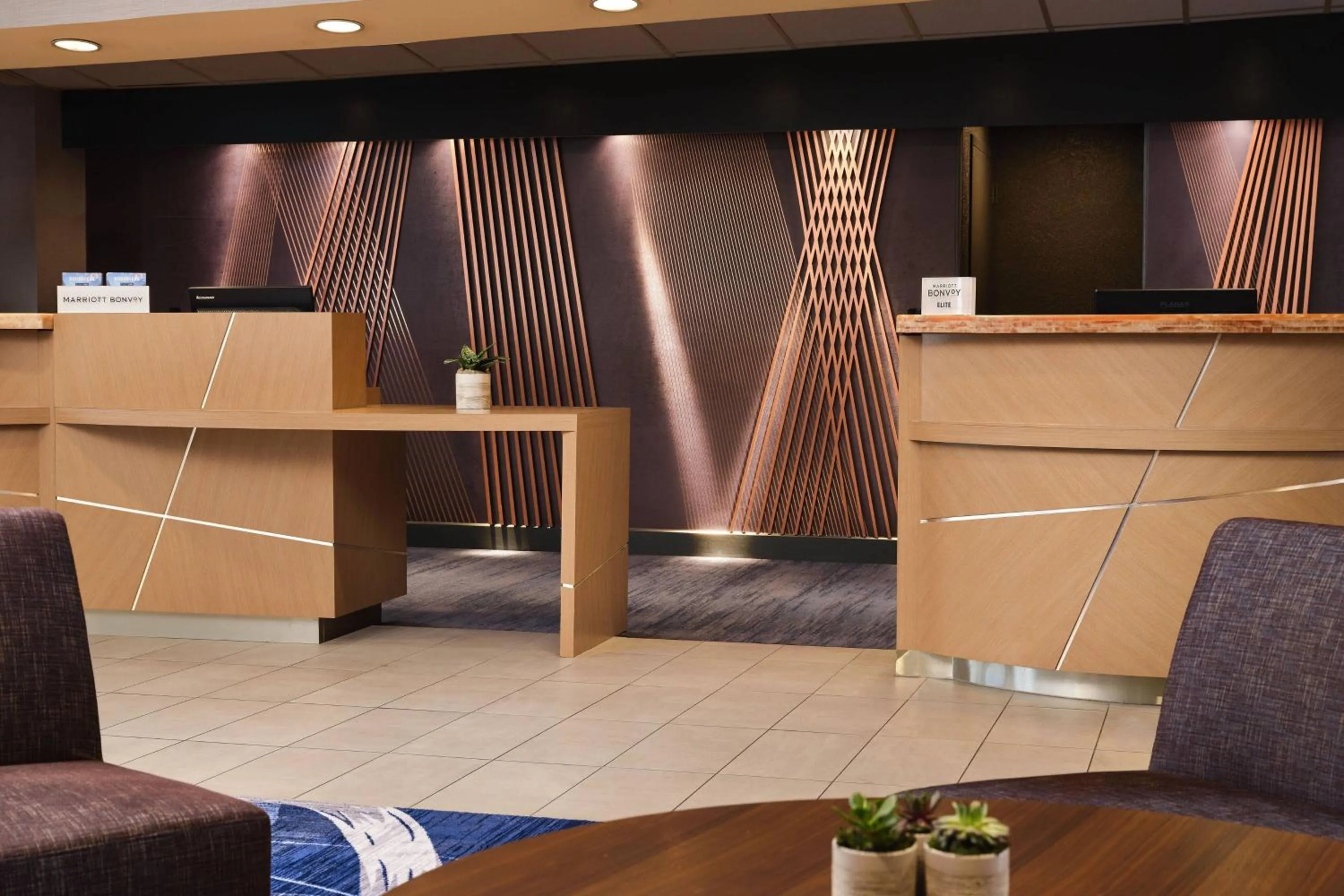 Lobby or reception in Costa Mesa Marriott