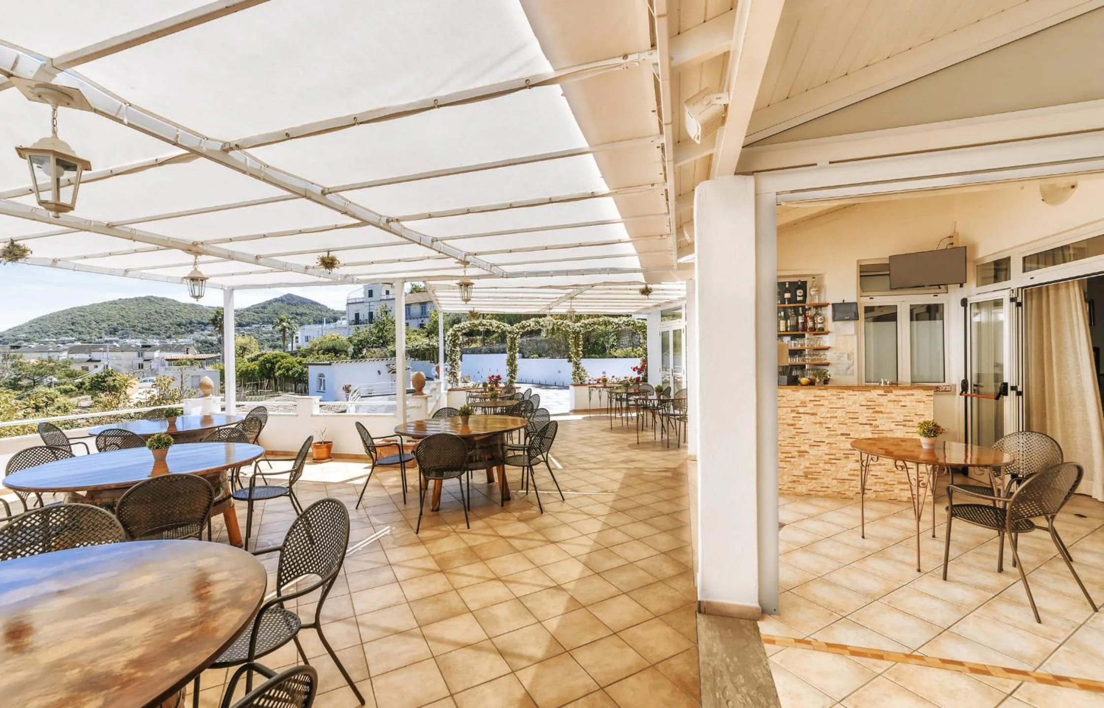 Breakfast in Hotel Villa D'Orta