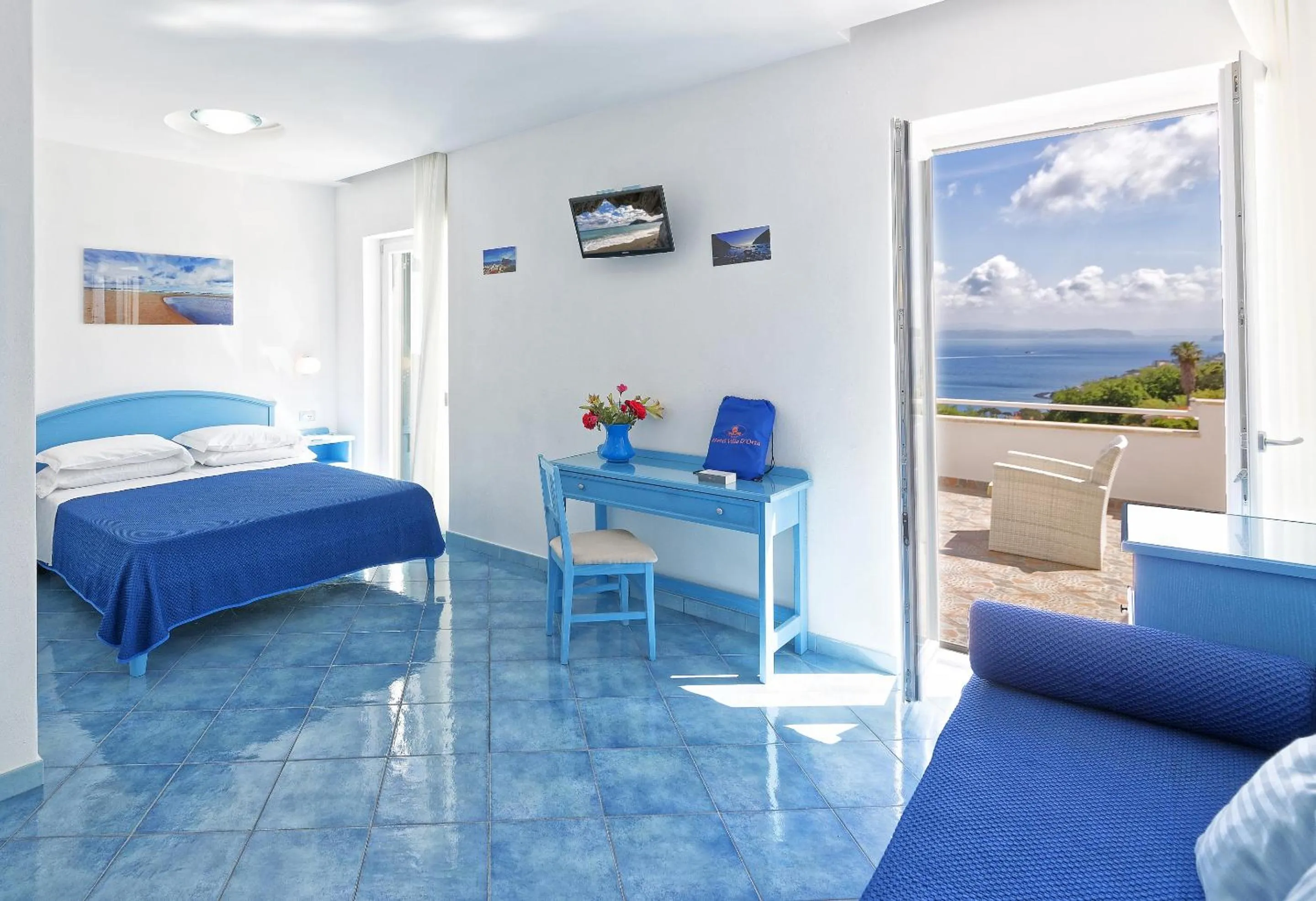 Bedroom, Bed in Hotel Villa D'Orta