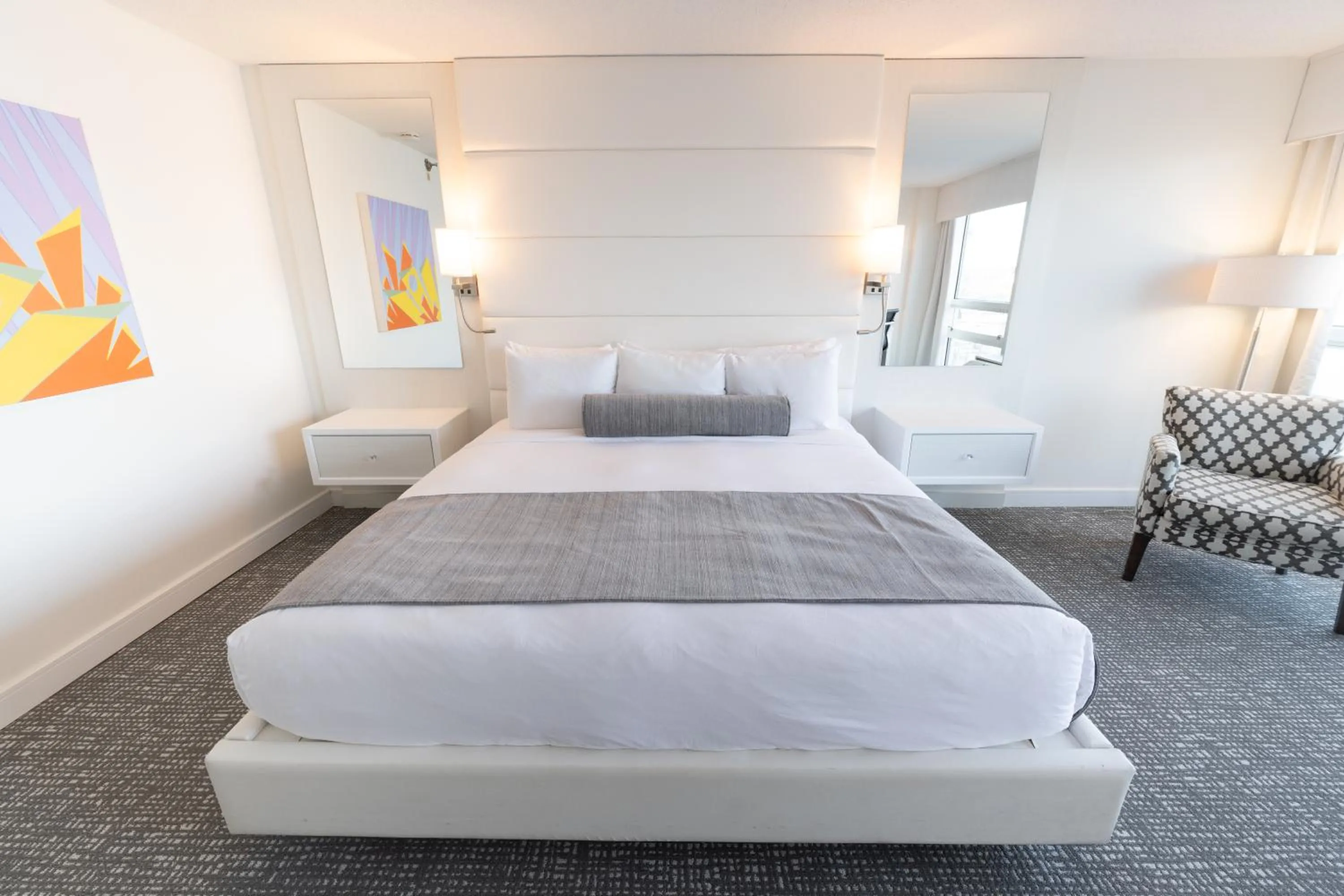 Bed in Oyster Point Hotel