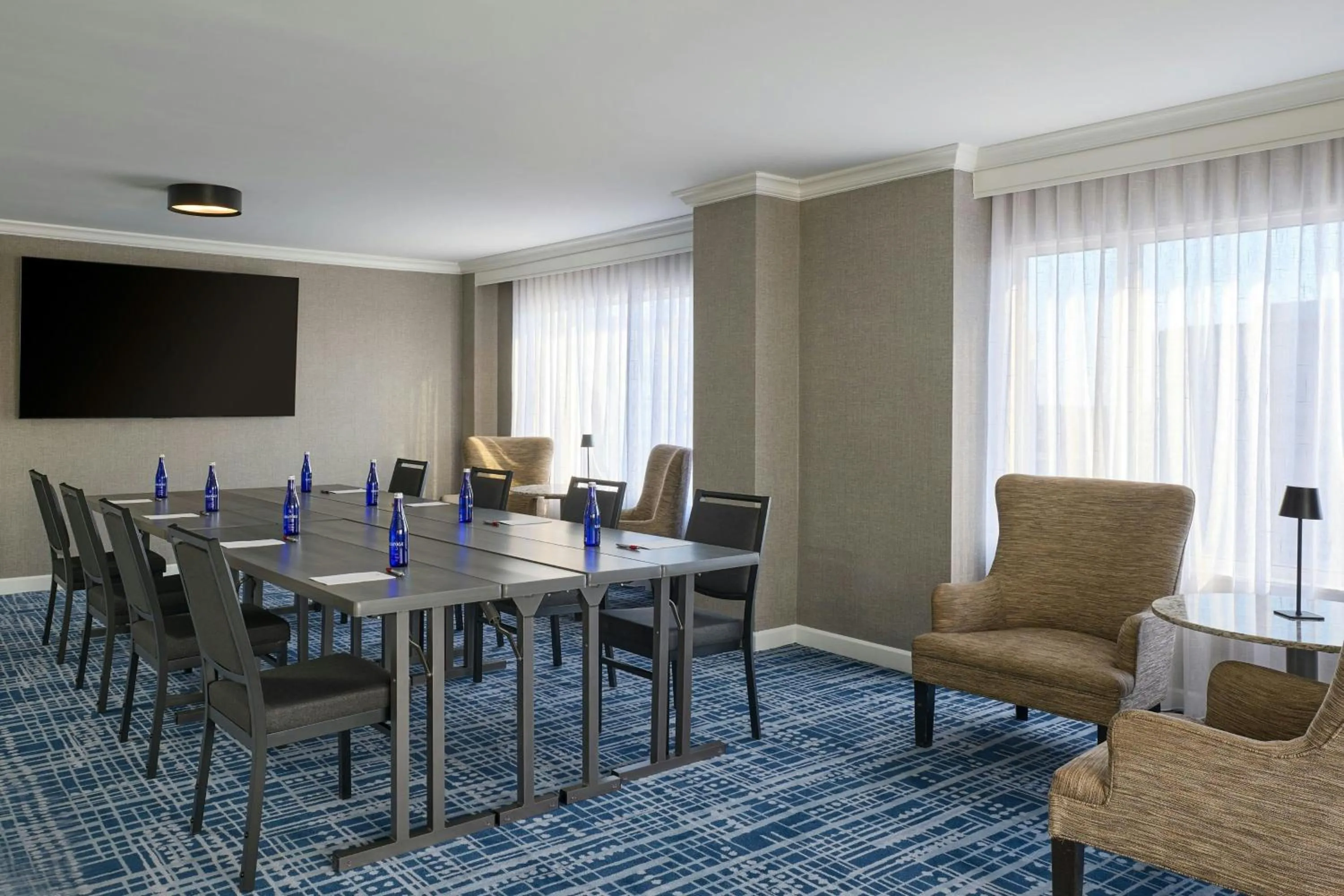 Lounge or bar in Bridgewater Marriott