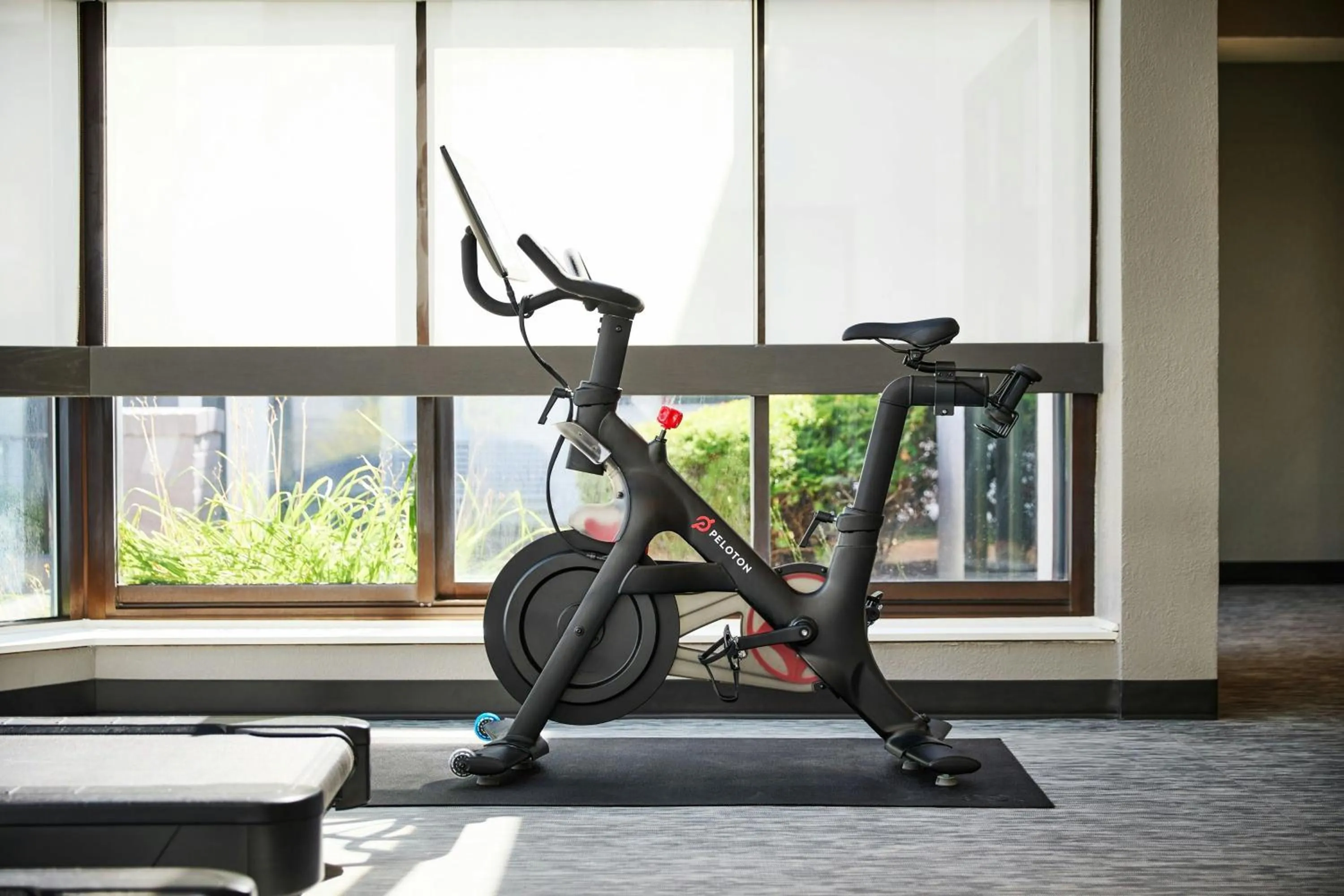 Fitness centre/facilities in Courtyard St. Louis Westport Plaza