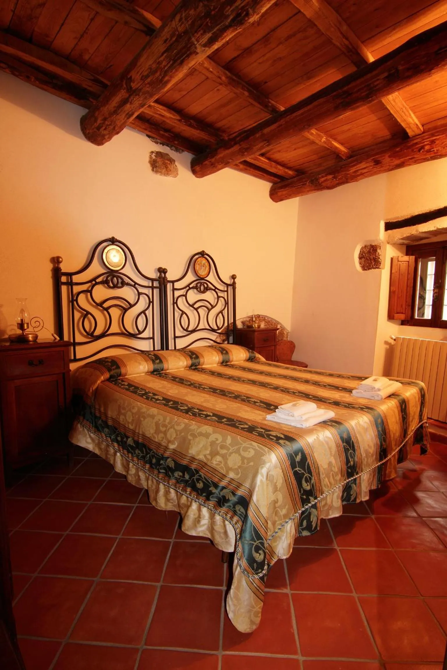 Decorative detail, Bed in Residenza La Torre