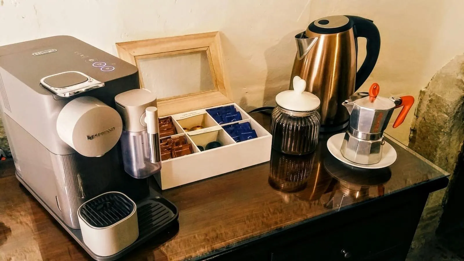 Coffee/tea facilities in Residenza La Torre