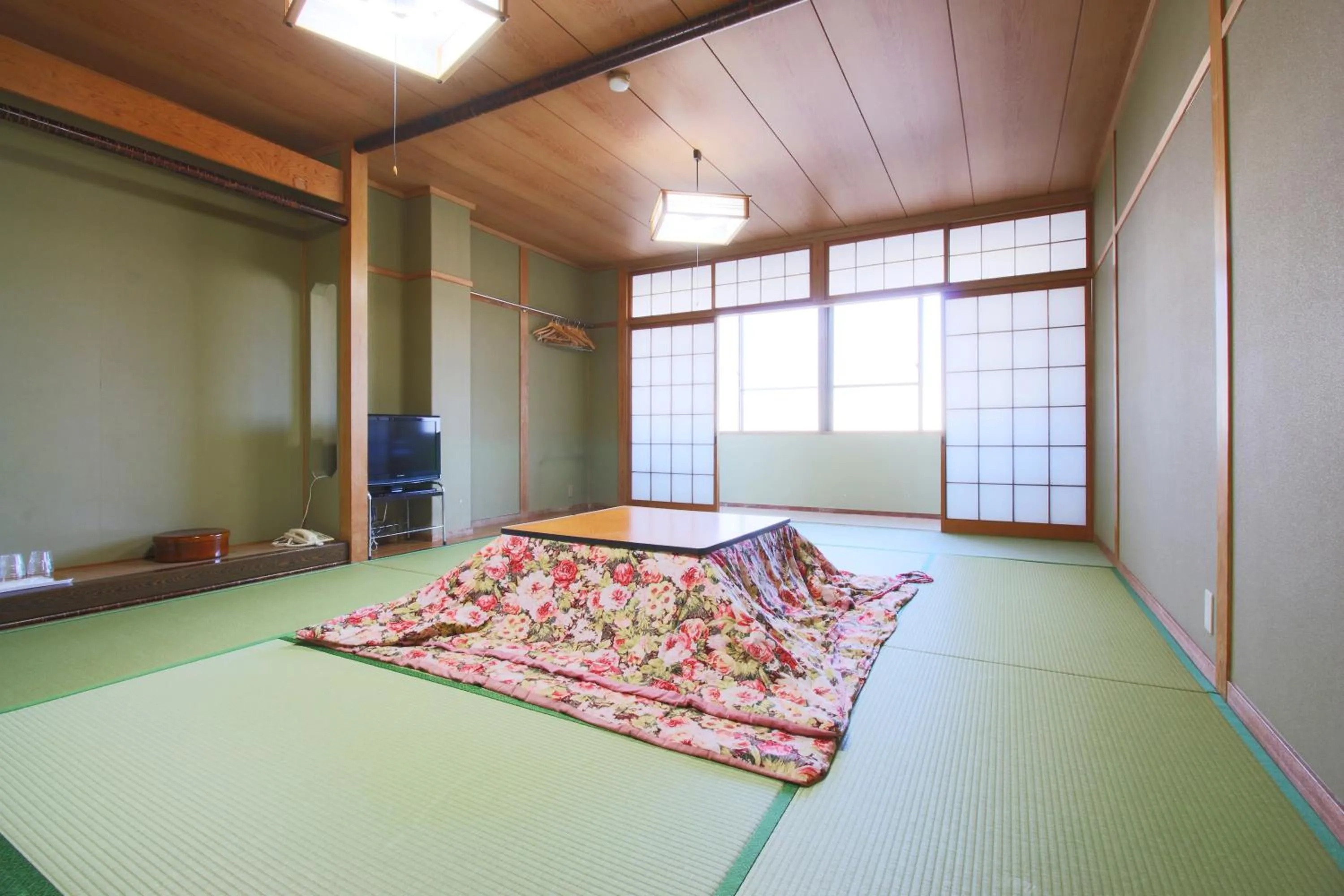 Photo of the whole room, Bed in Ryokan Nakaya