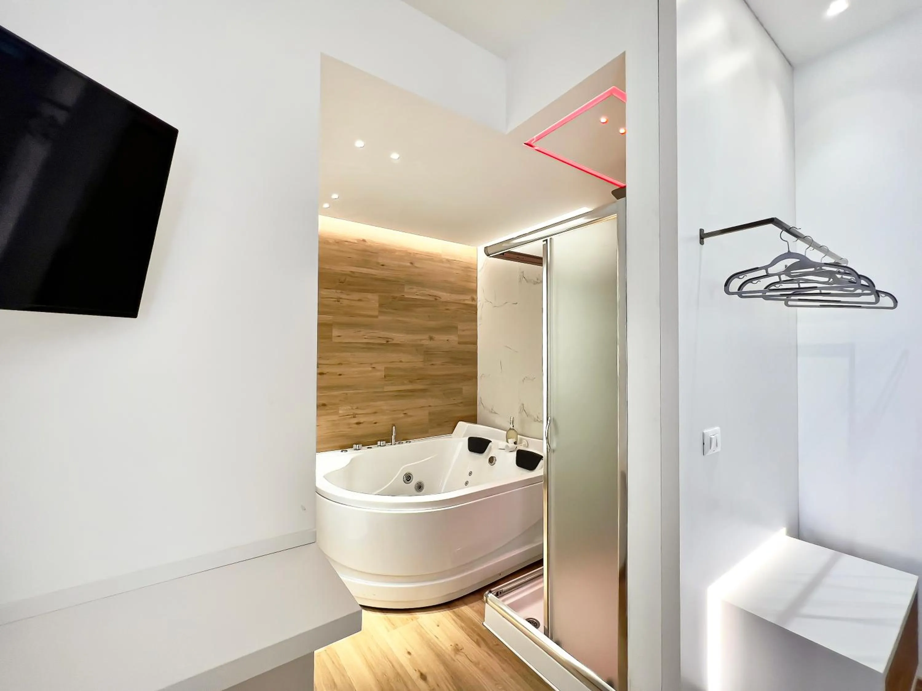 Hot Tub in Hotel Gran Sasso & SPA