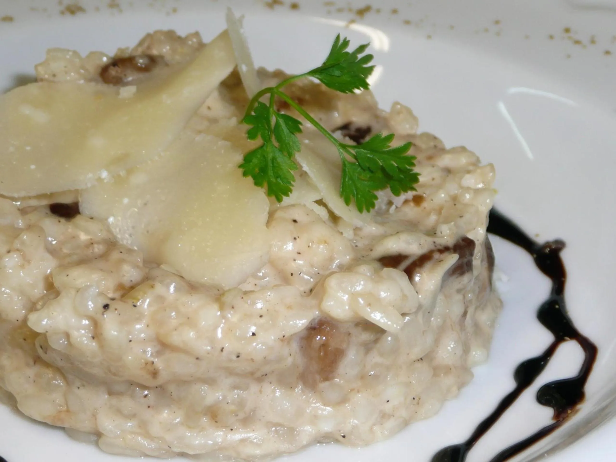 Food and drinks in Logis Hôtel - Les Pasteliers