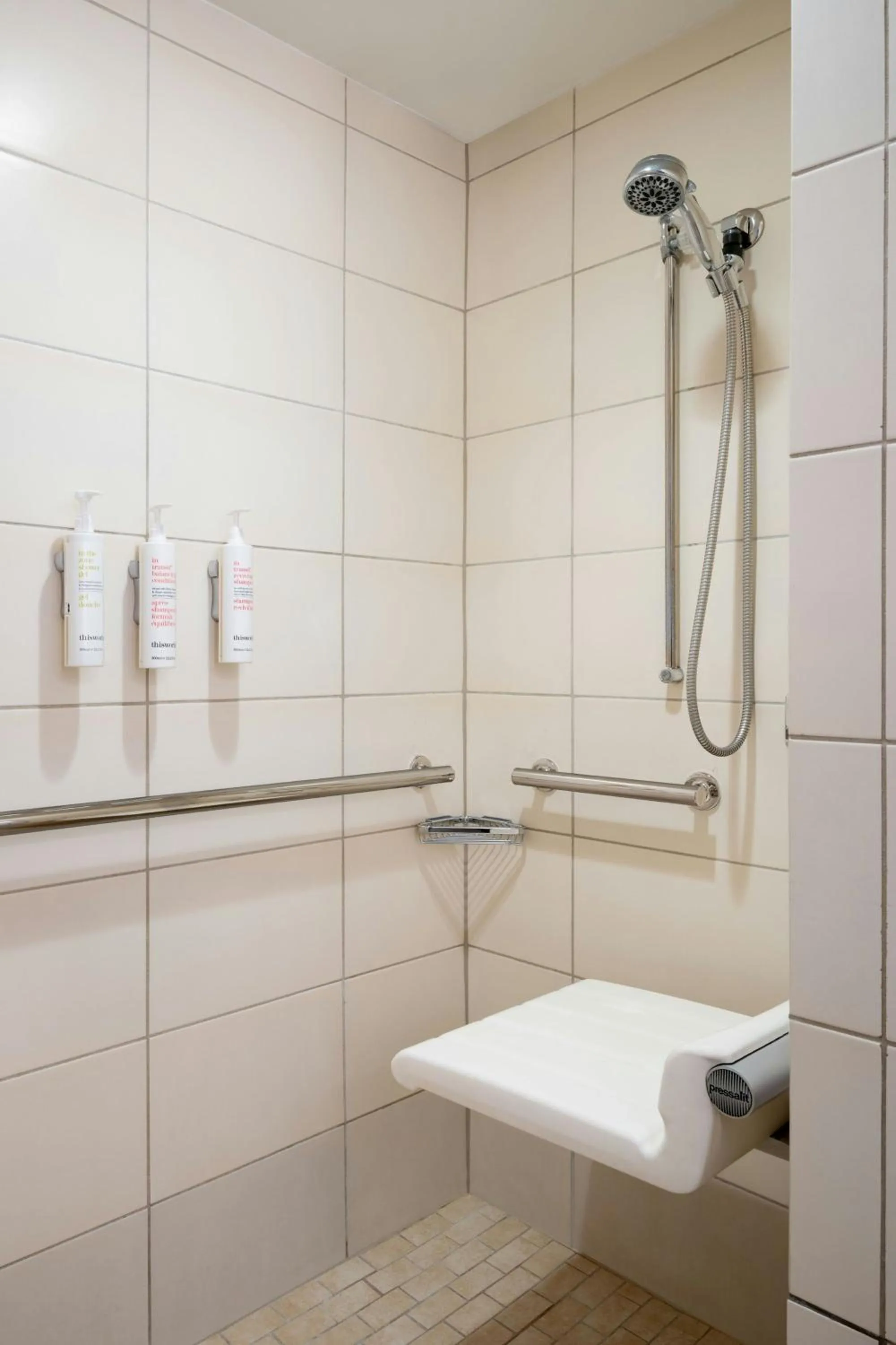 Bathroom in Tampa Airport Marriott