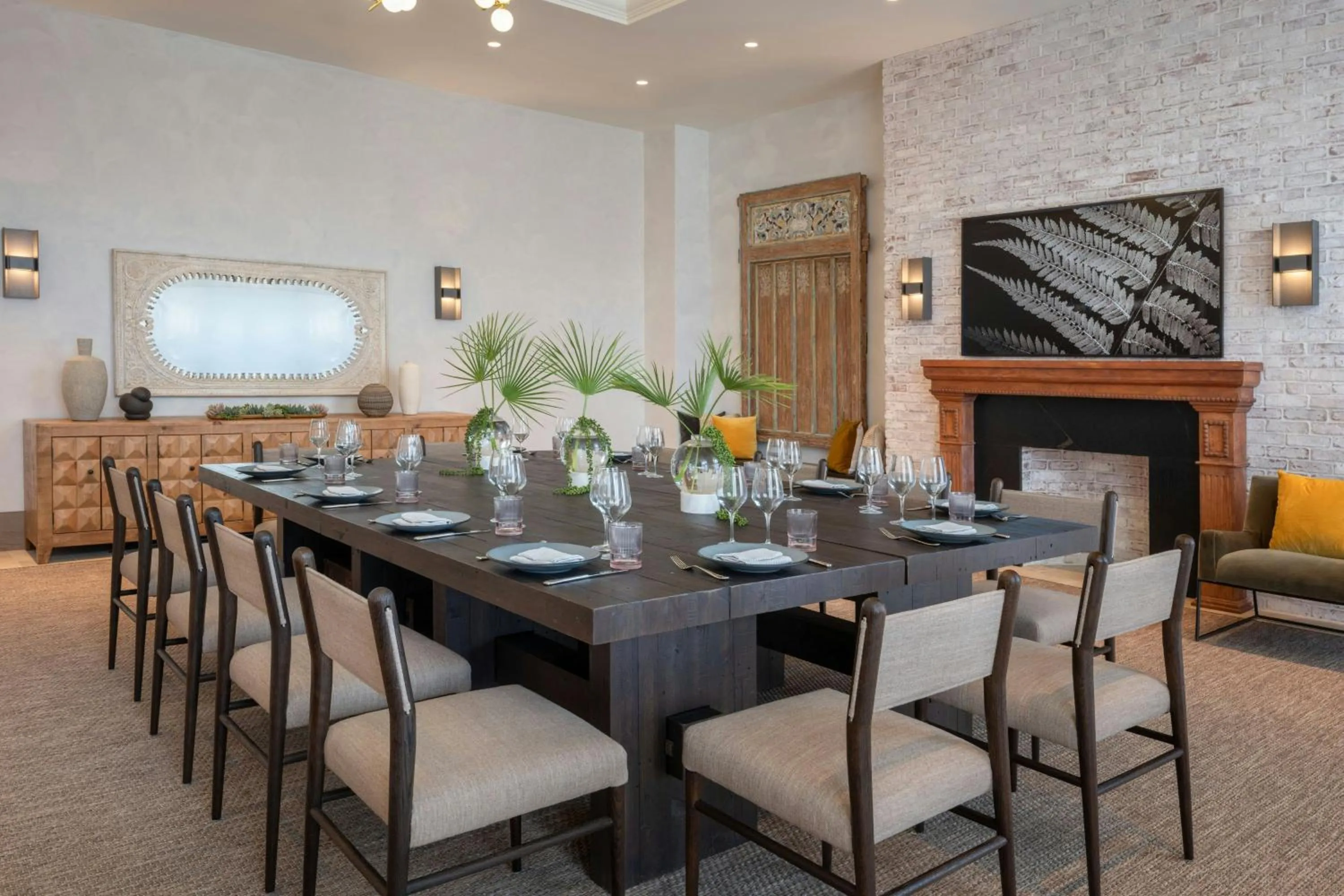 Restaurant/places to eat in Tampa Marriott Water Street