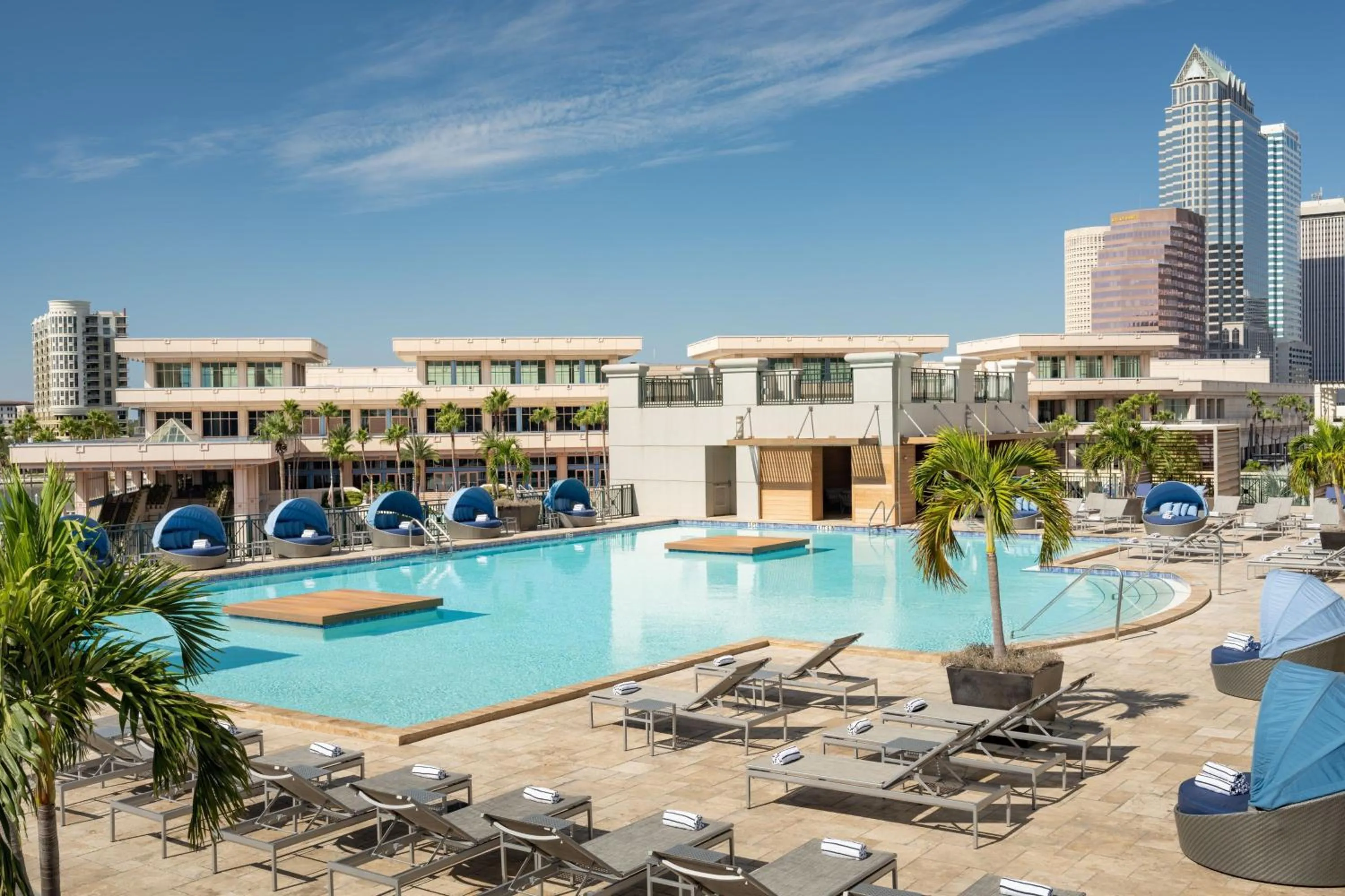 Swimming pool in Tampa Marriott Water Street