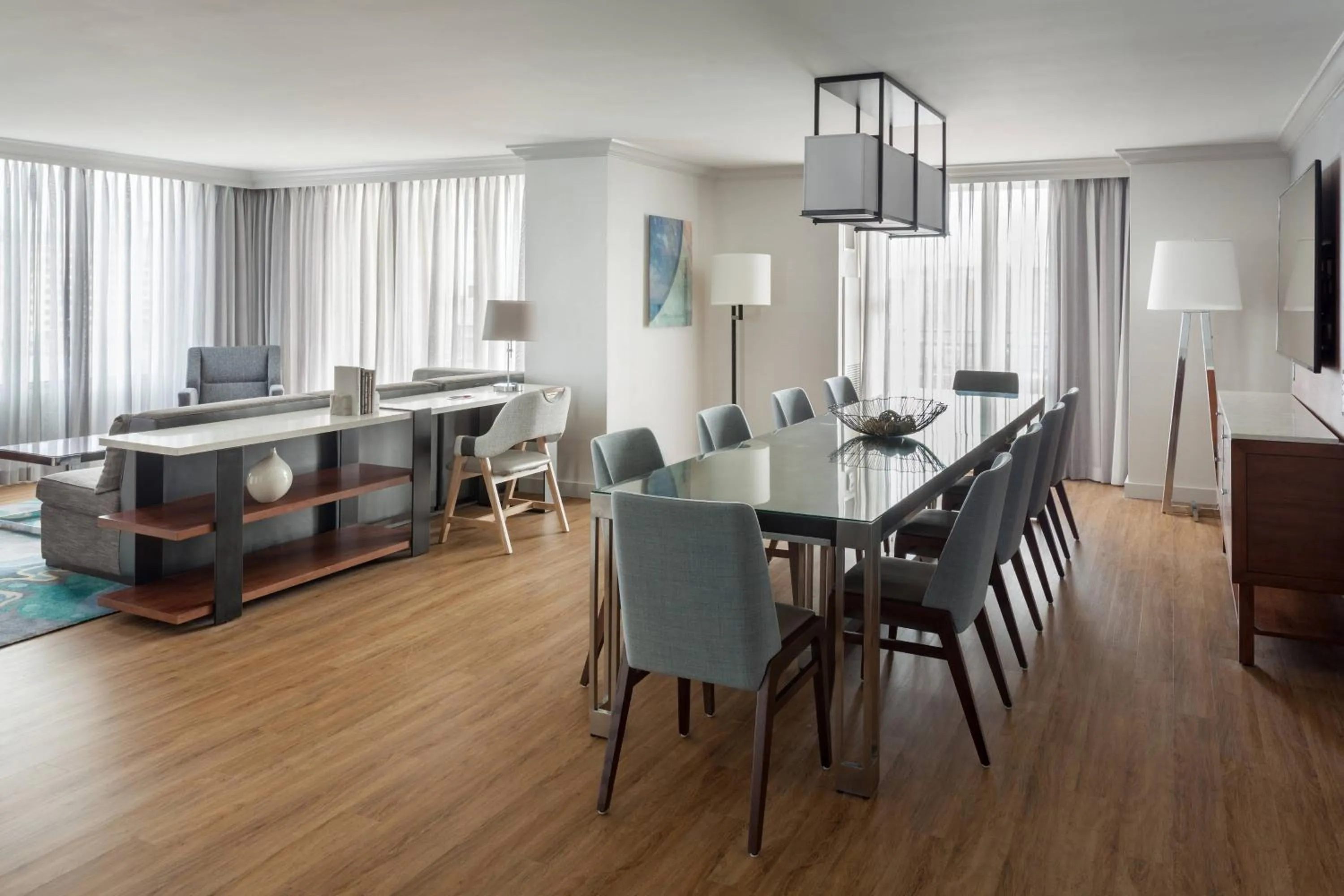 Living room in Tampa Marriott Water Street