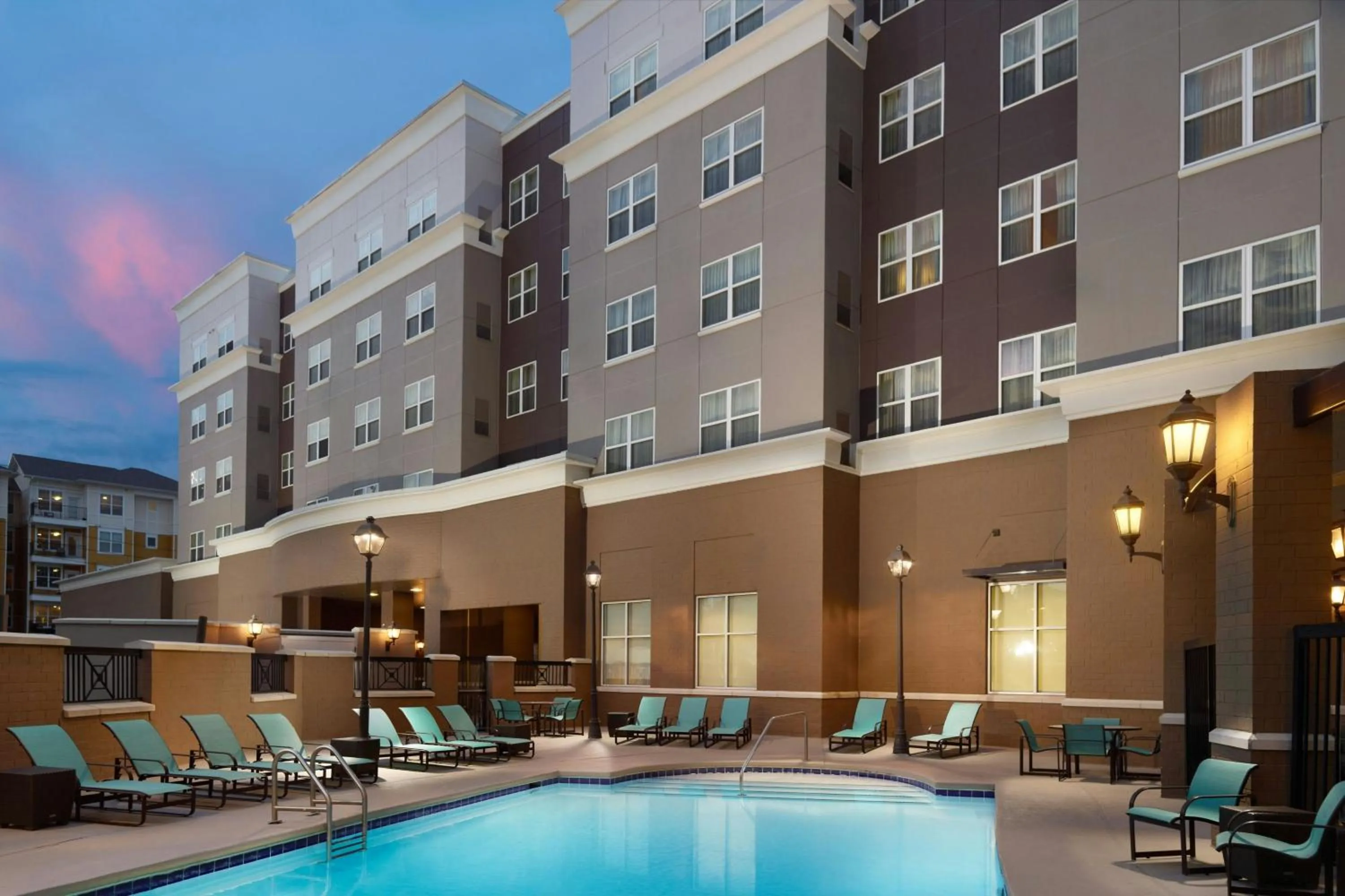 Swimming pool in Residence Inn by Marriott Tallahassee Universities at the Capitol