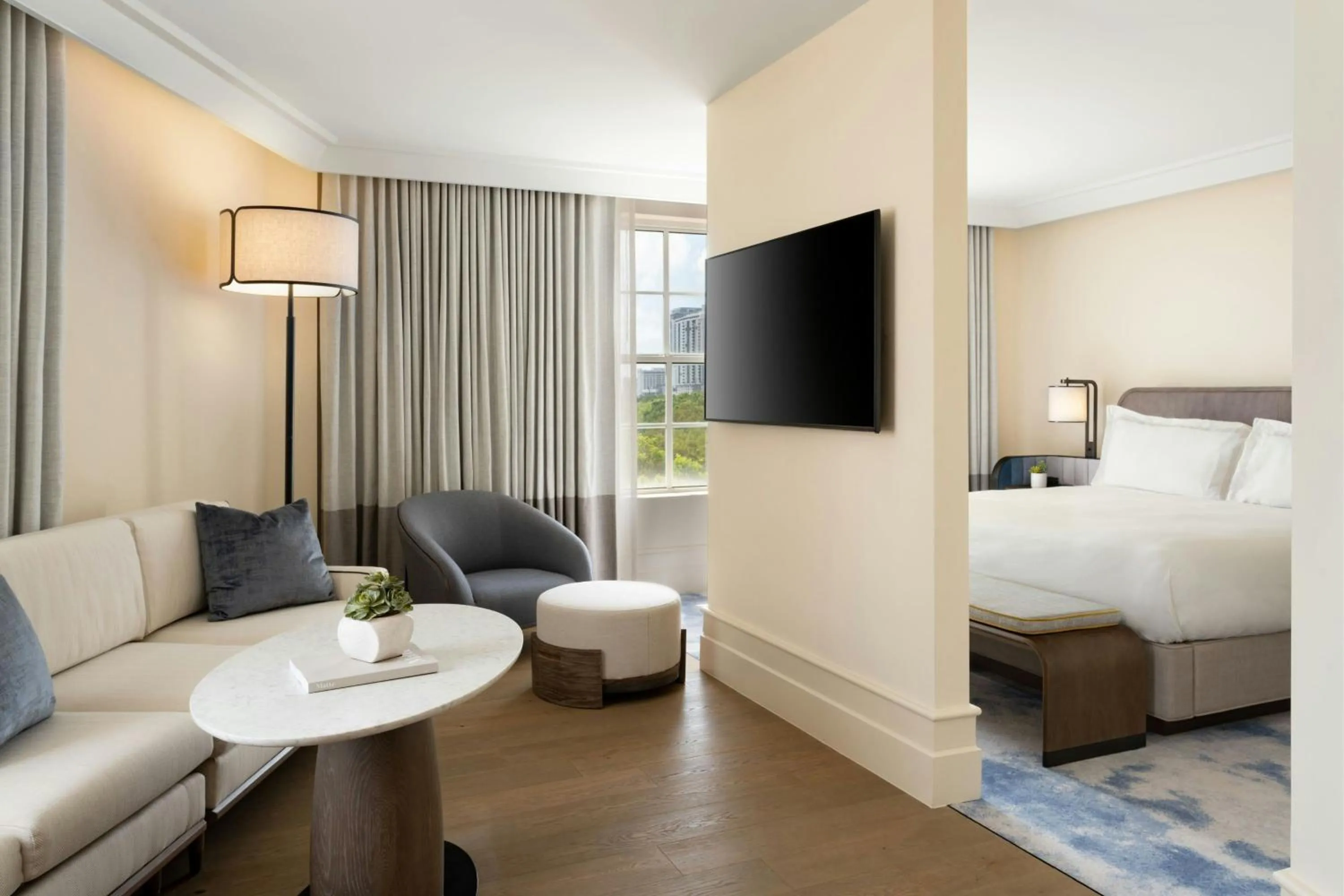 Bedroom, Bed in The Vinoy Resort & Golf Club, Autograph Collection