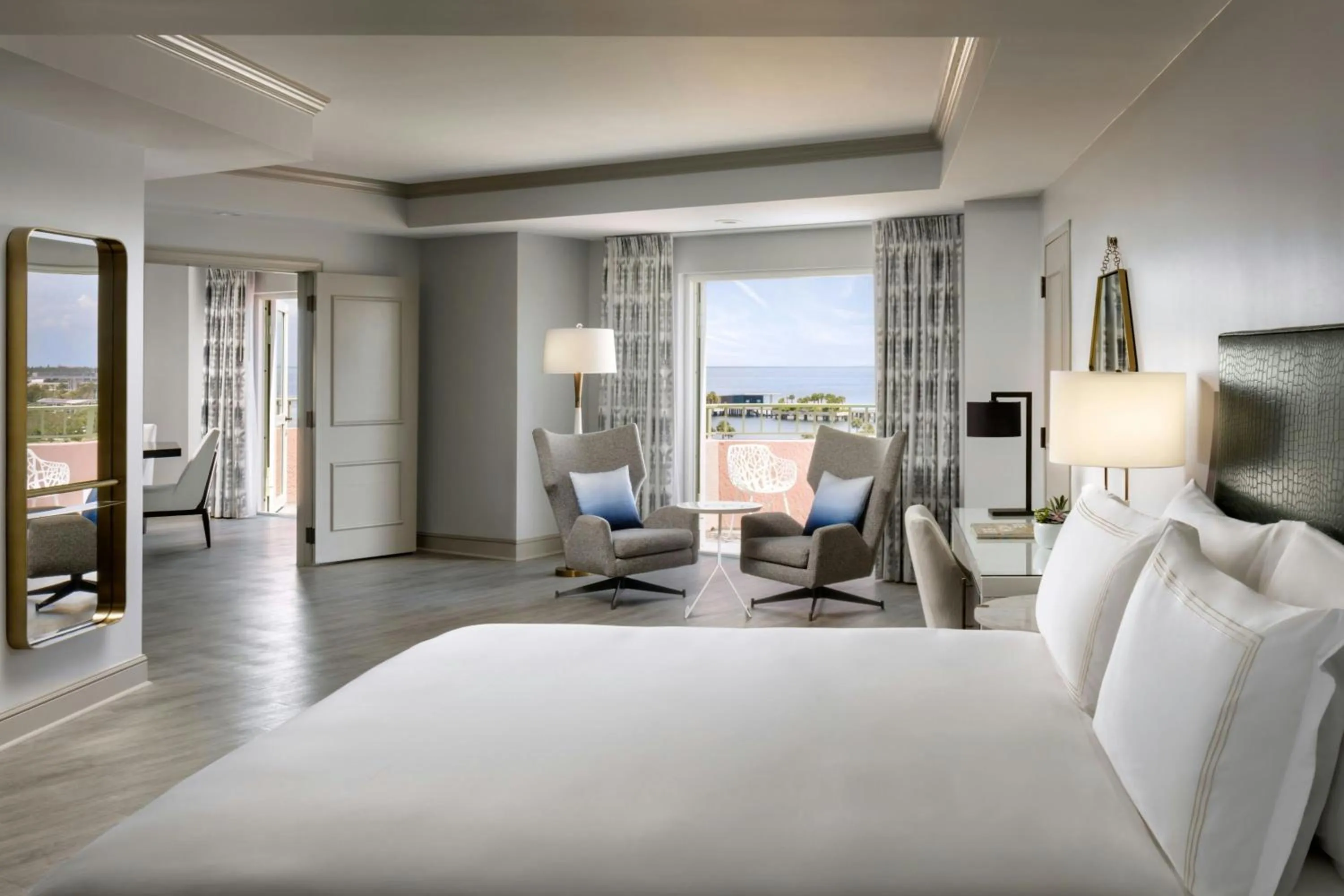 Bedroom, Bed in The Vinoy Resort & Golf Club, Autograph Collection