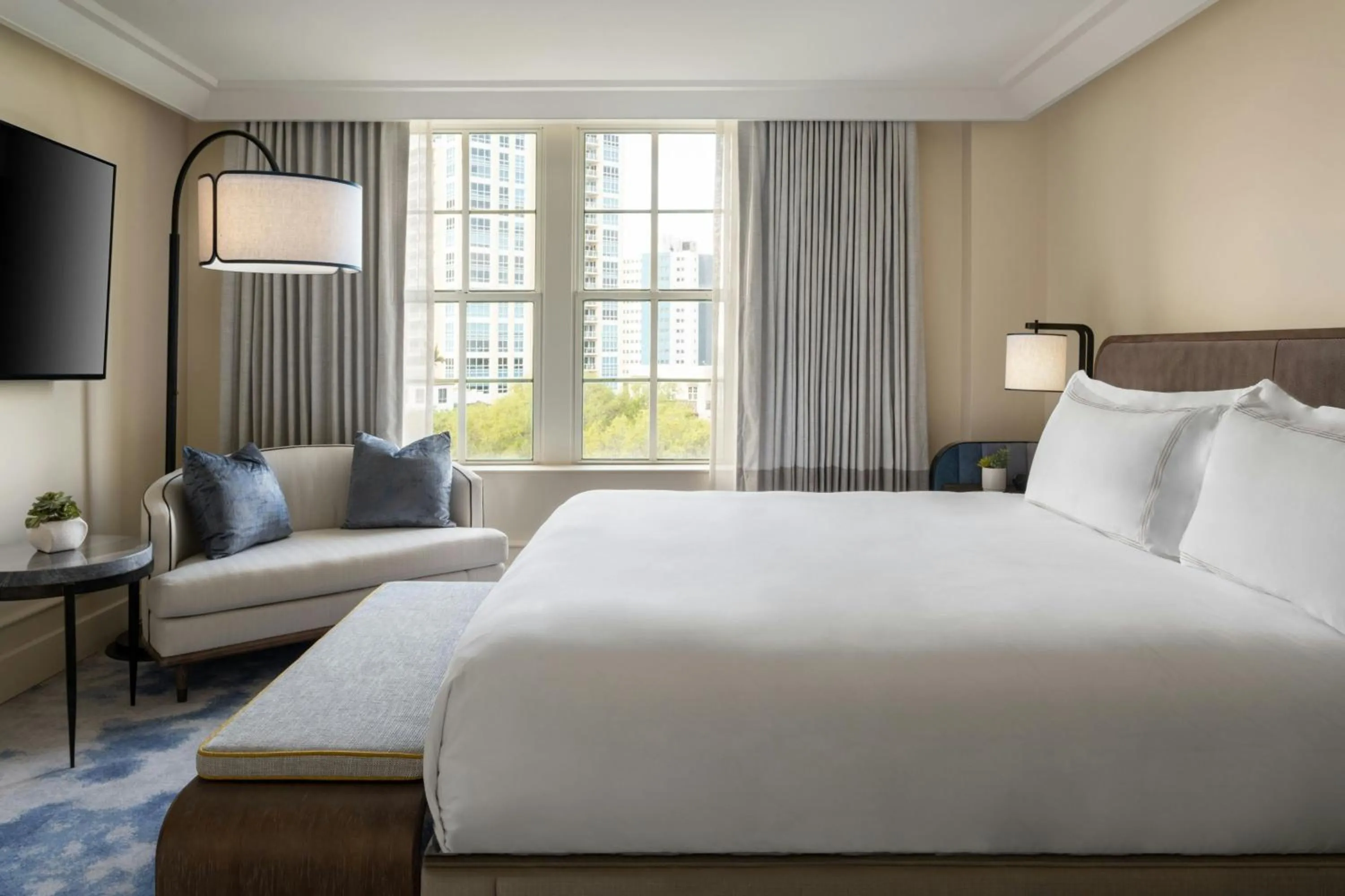 Bedroom, Bed in The Vinoy Resort & Golf Club, Autograph Collection