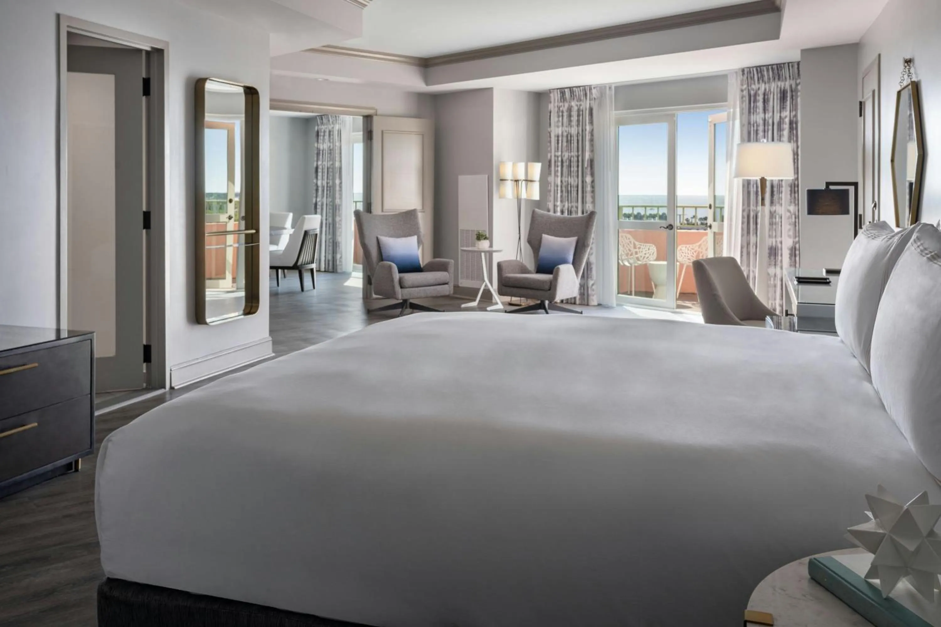 Bedroom, Bed in The Vinoy Resort & Golf Club, Autograph Collection