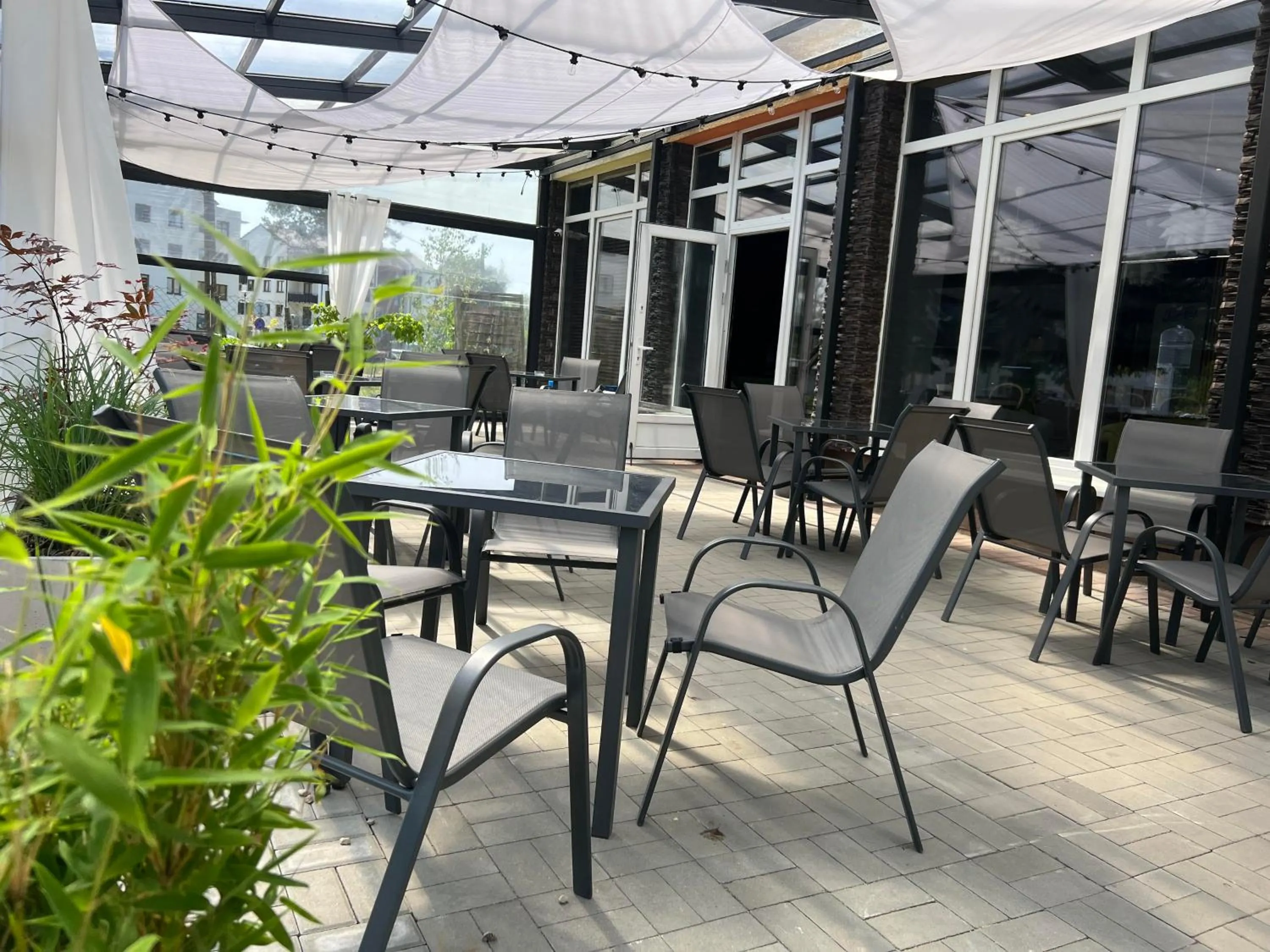 Restaurant/places to eat in Płonia Resort