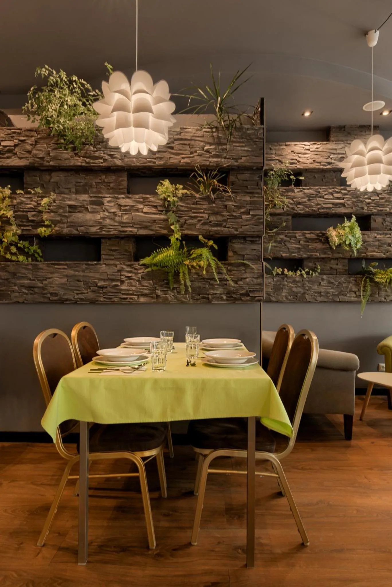 Restaurant/places to eat in Płonia Resort