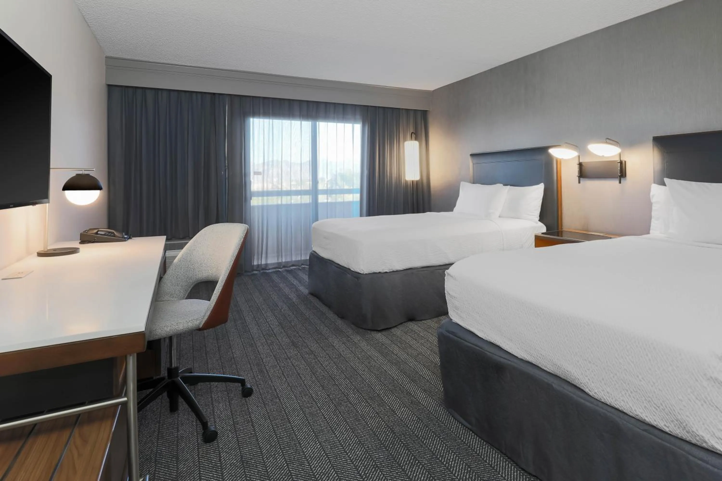 Bed in Courtyard Tucson Airport