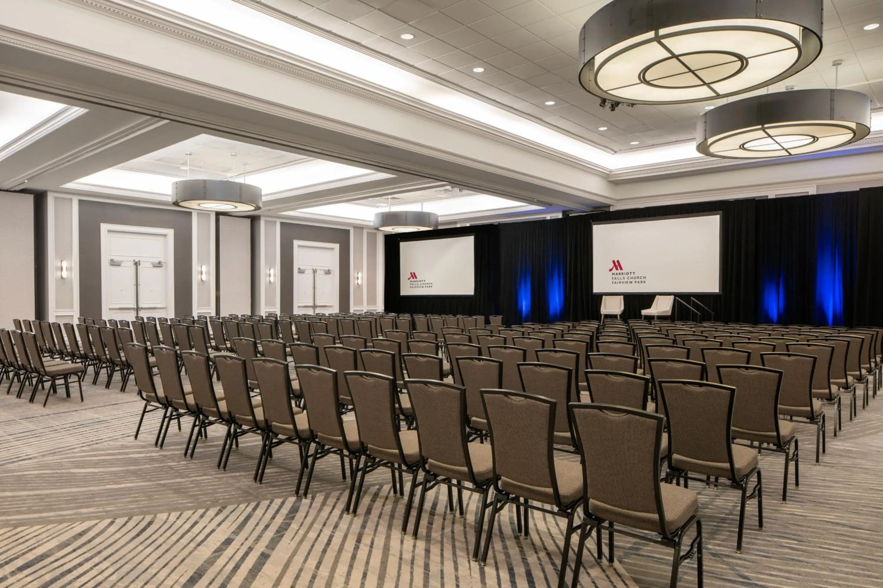 Meeting/conference room in Falls Church Marriott Fairview Park