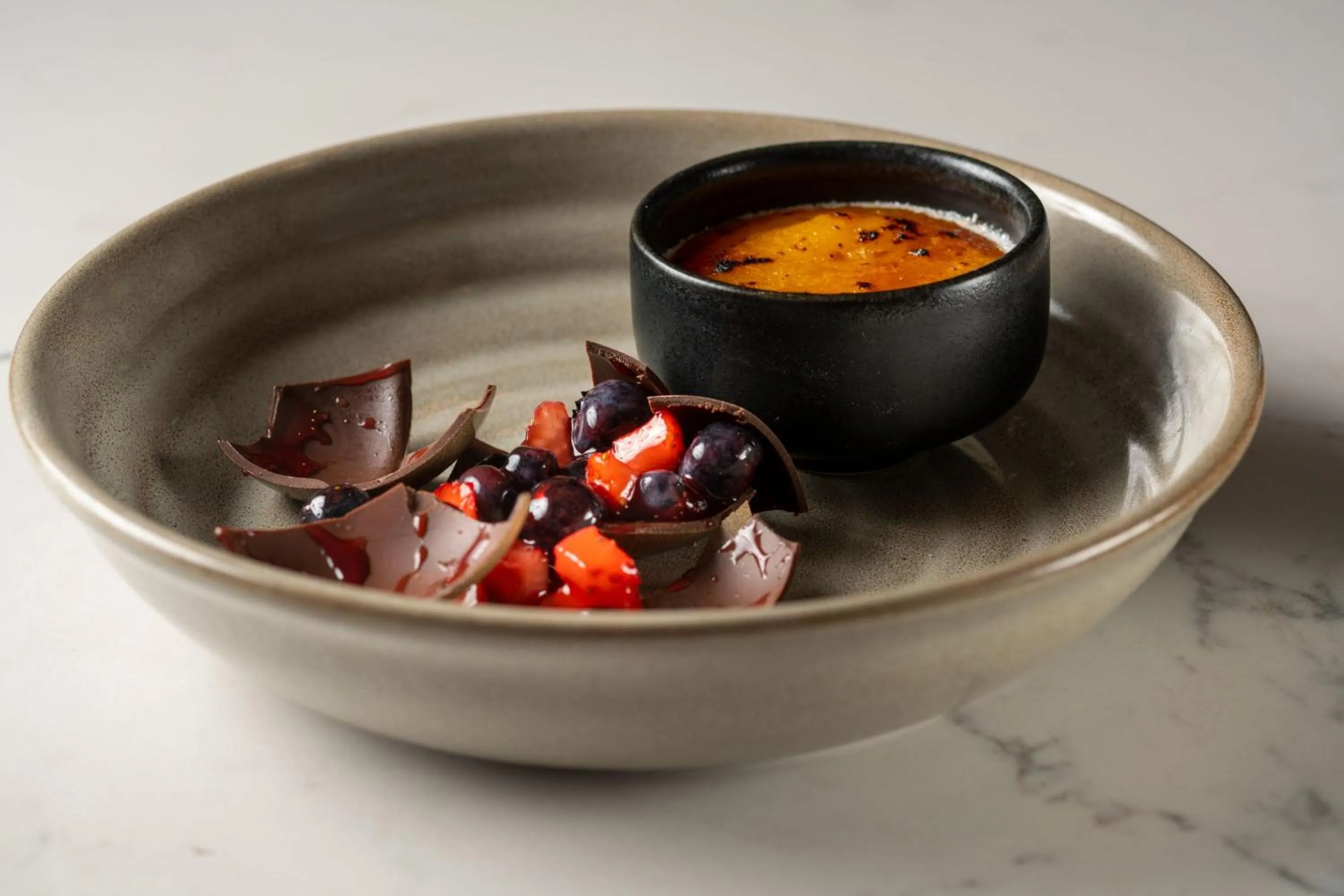 Restaurant/places to eat in Falls Church Marriott Fairview Park