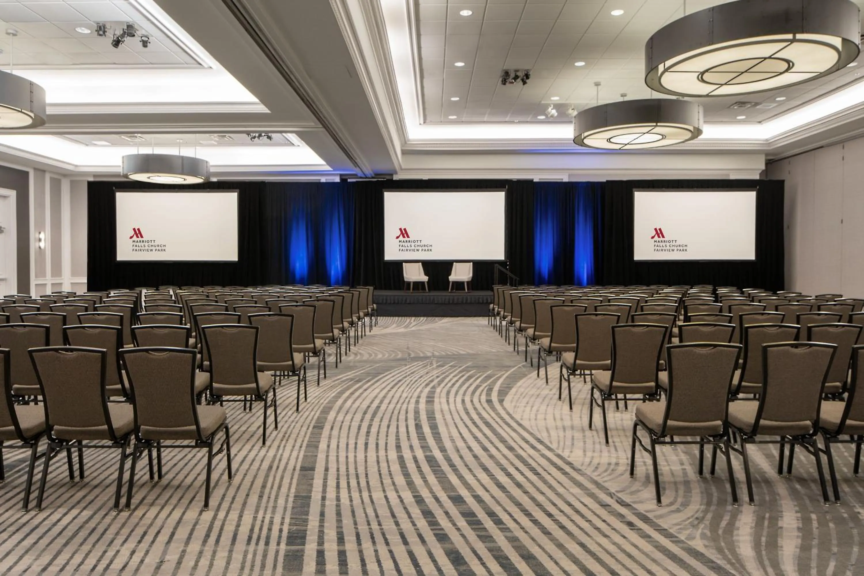 Meeting/conference room in Falls Church Marriott Fairview Park