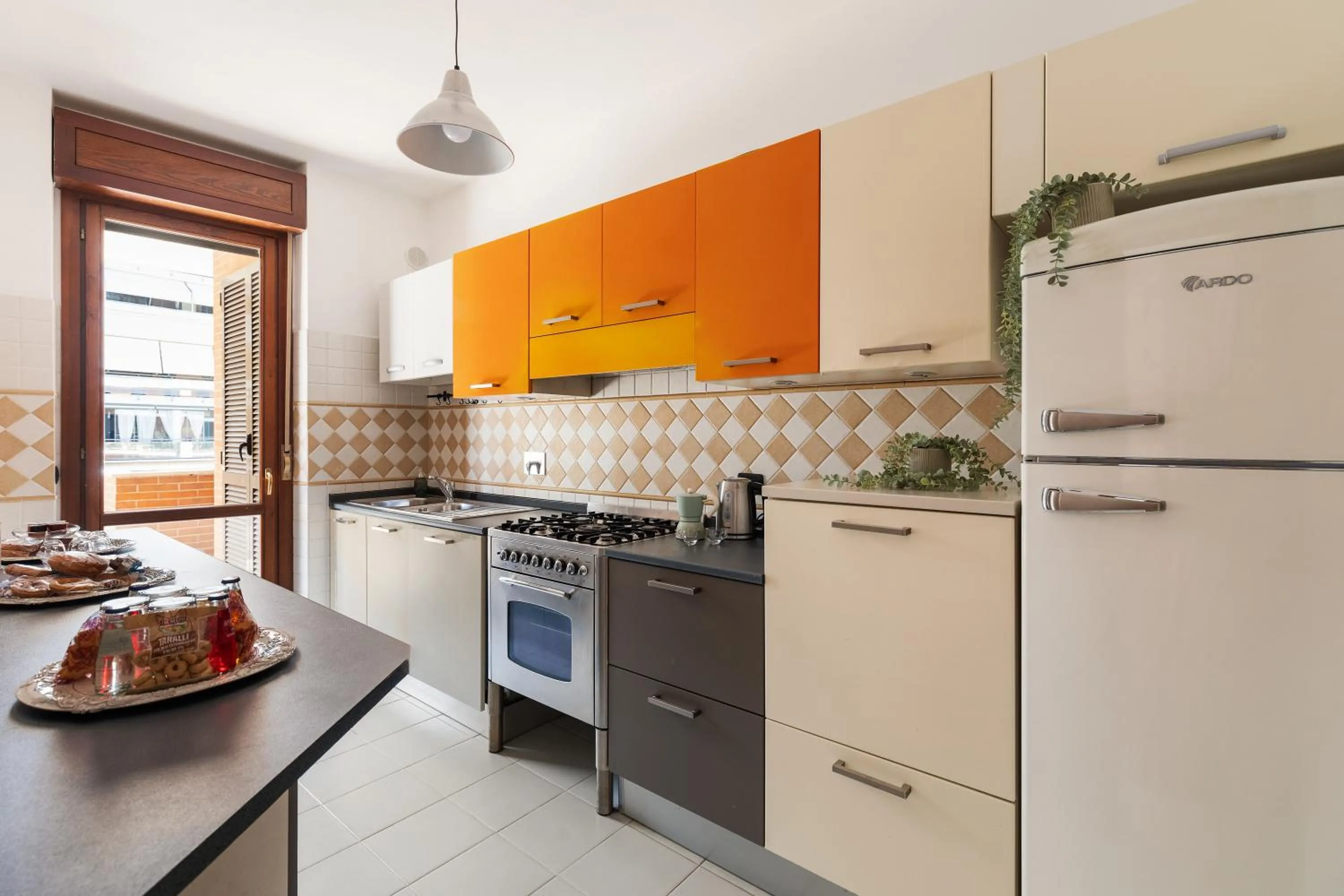 Kitchen or kitchenette in Giramondo LuxeFierairport