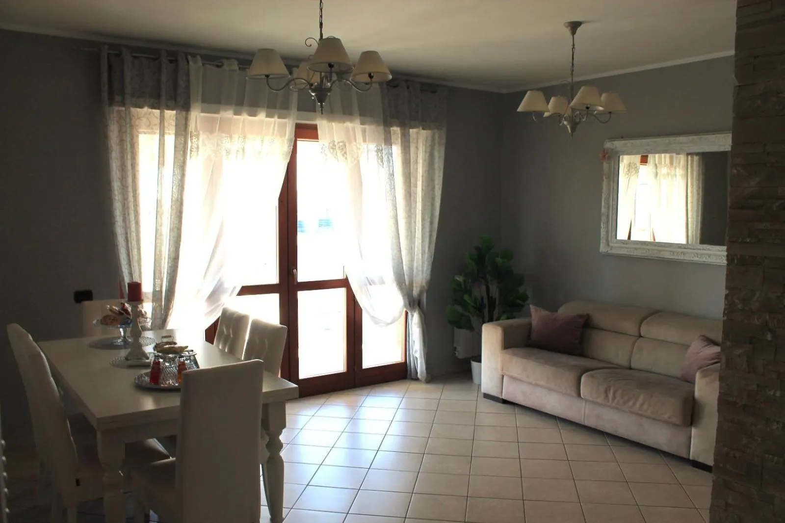 Living room in Giramondo LuxeFierairport