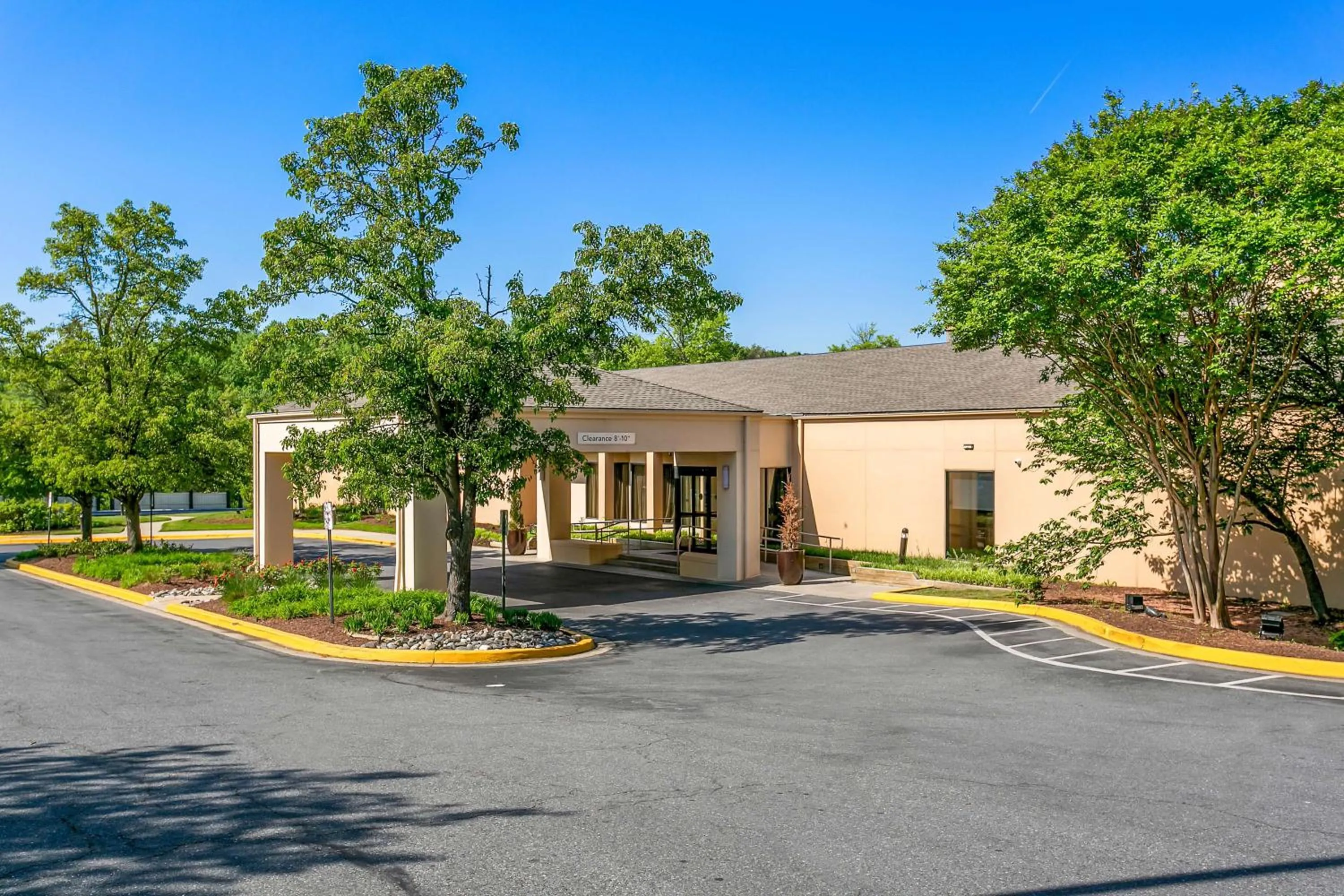 Property building in Sonesta Select Greenbelt College Park