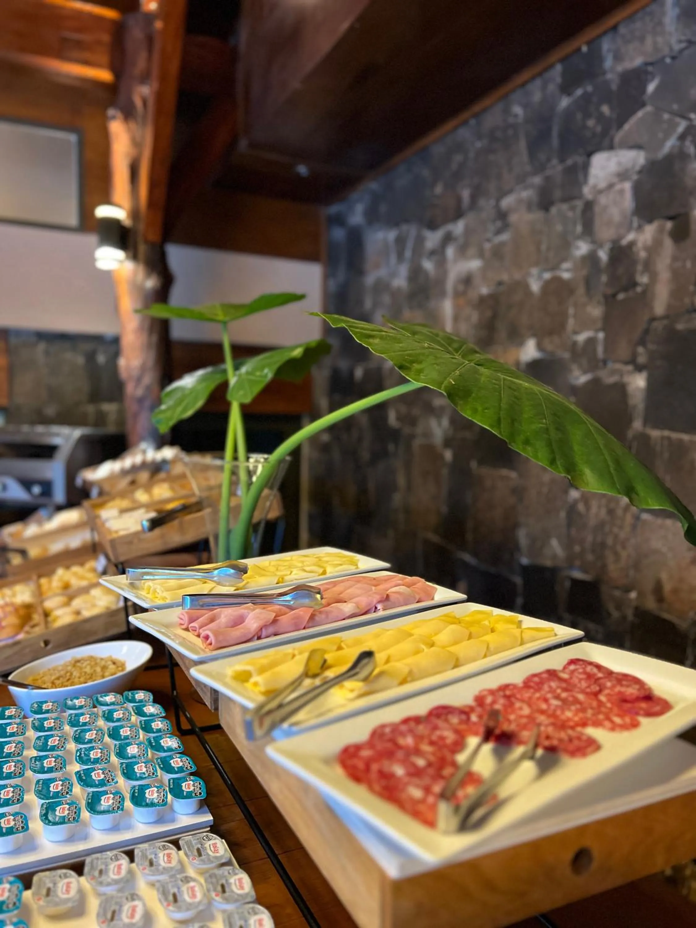 Buffet breakfast in Iguazu Jungle Lodge