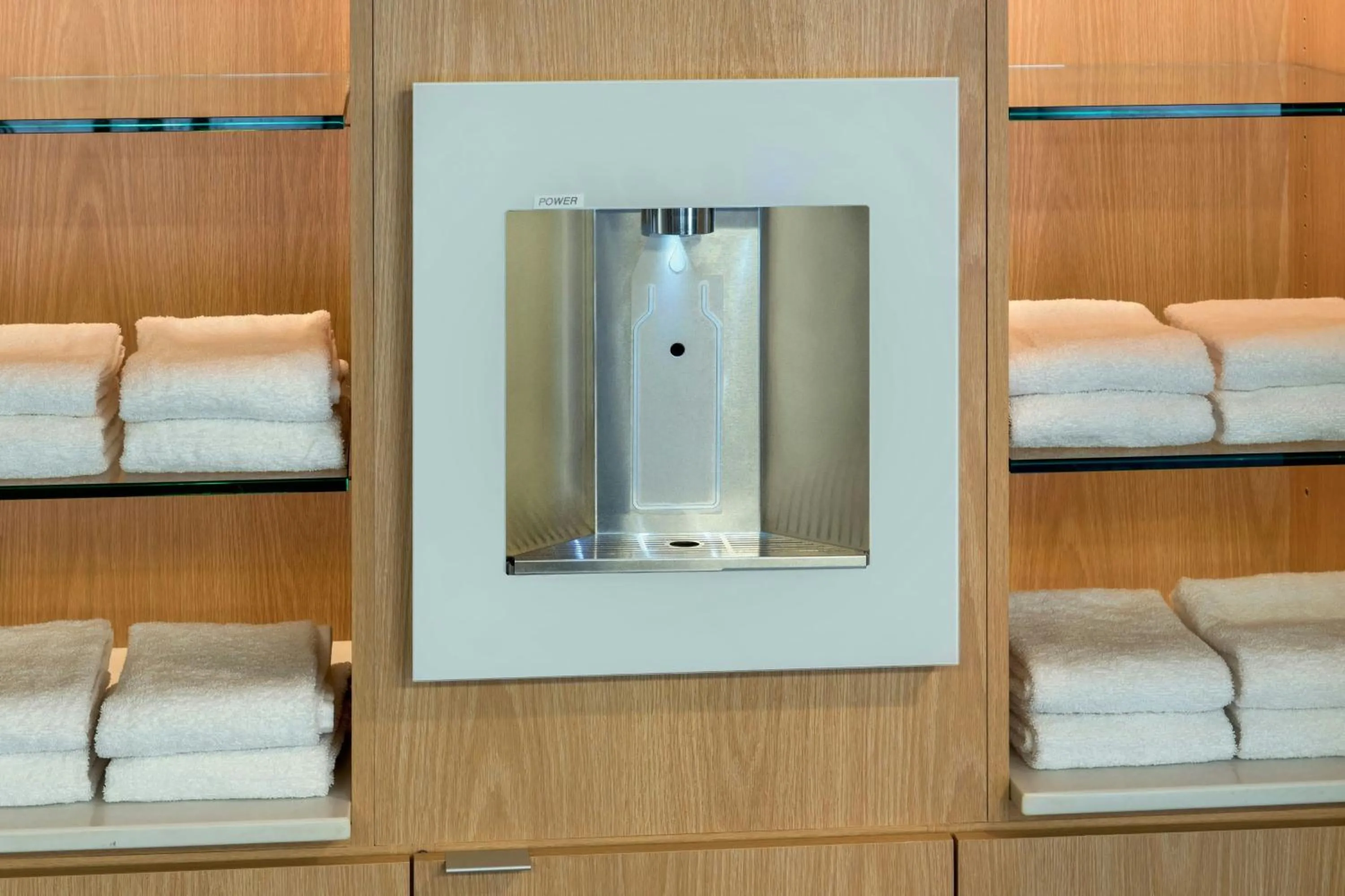 Fitness centre/facilities in Courtyard by Marriott New Carrollton Landover