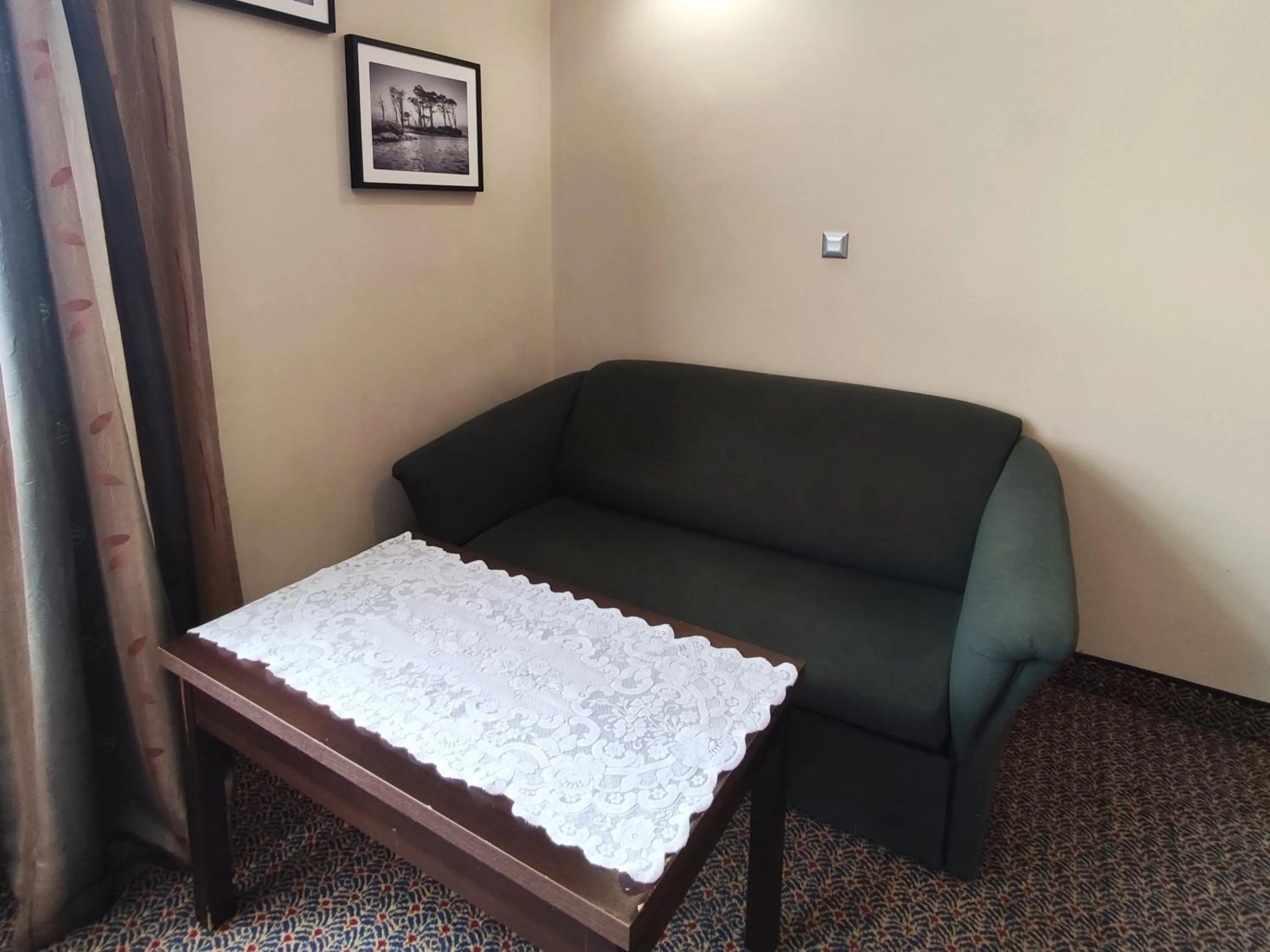 Seating area in Hotel Atena