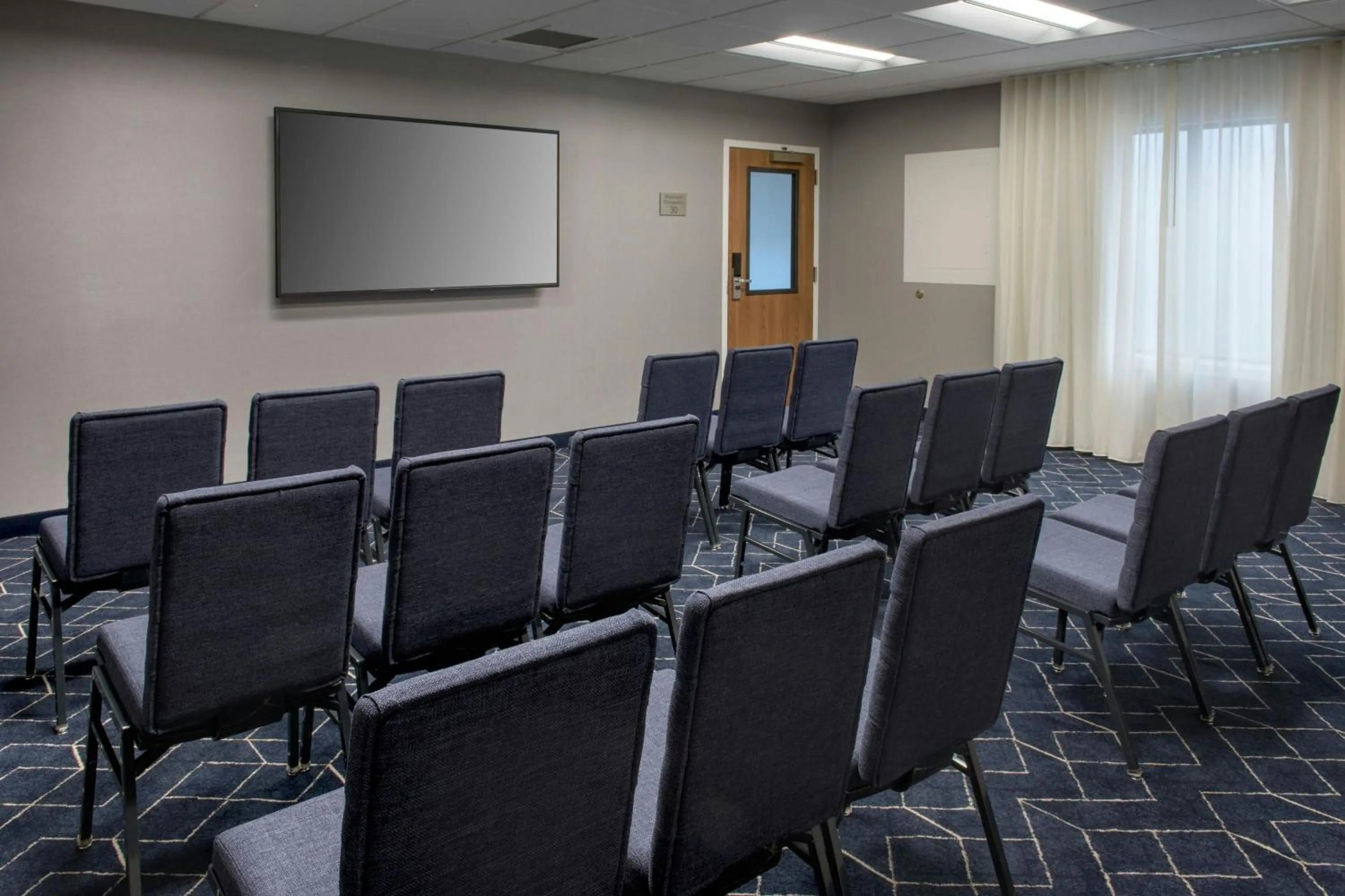 Meeting/conference room in Courtyard by Marriott Silver Spring North/White Oak
